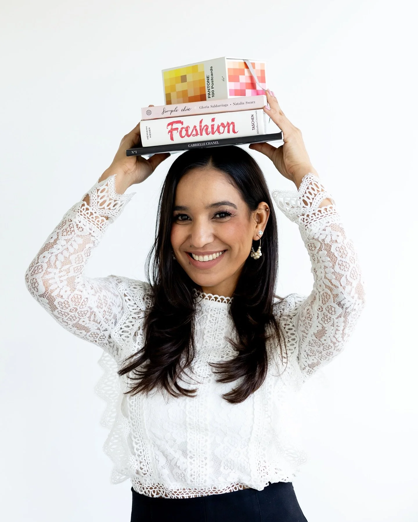 ✨ Hoy es el D&iacute;a de la Mujer Emprendedora✨
 Celebro, con el coraz&oacute;n lleno, la valent&iacute;a de todas las mujeres que deciden emprender en un mundo que a&uacute;n opera con c&oacute;digos pensados por y para hombres.

Llevo casi 11 a&nt