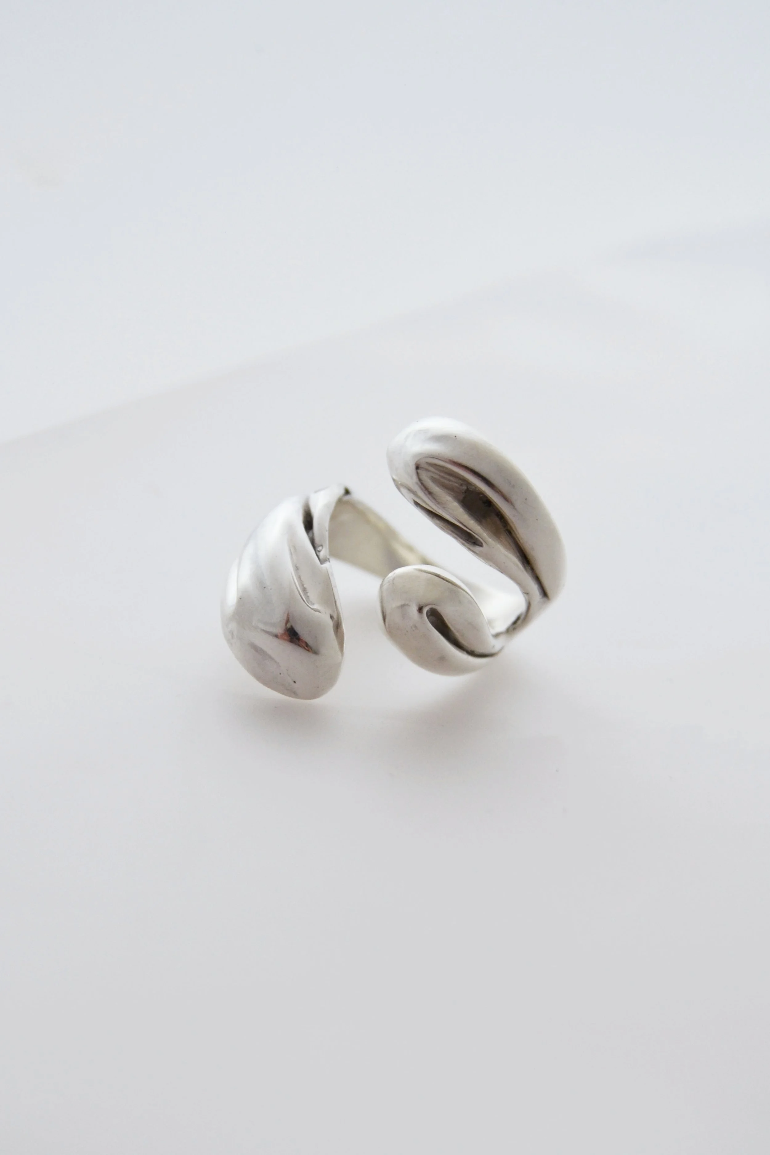 Julia-bartsch-jewellery-open-ring-fold-silver-8.jpg