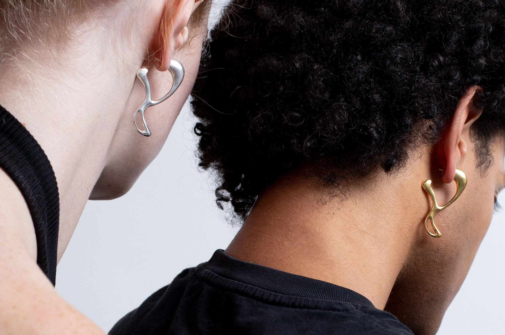 Logo earring Julia Bartsch Jewellery 18K Vermeil 12 crop.JPG