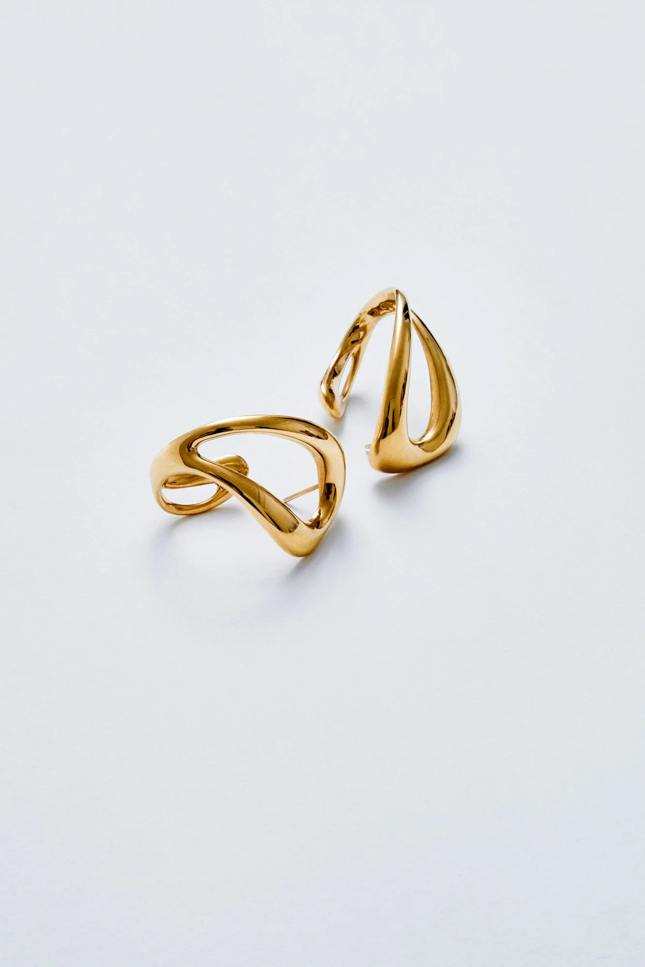 BEND earring Julia Bartsch Jewellery 18K Vermeil .JPG