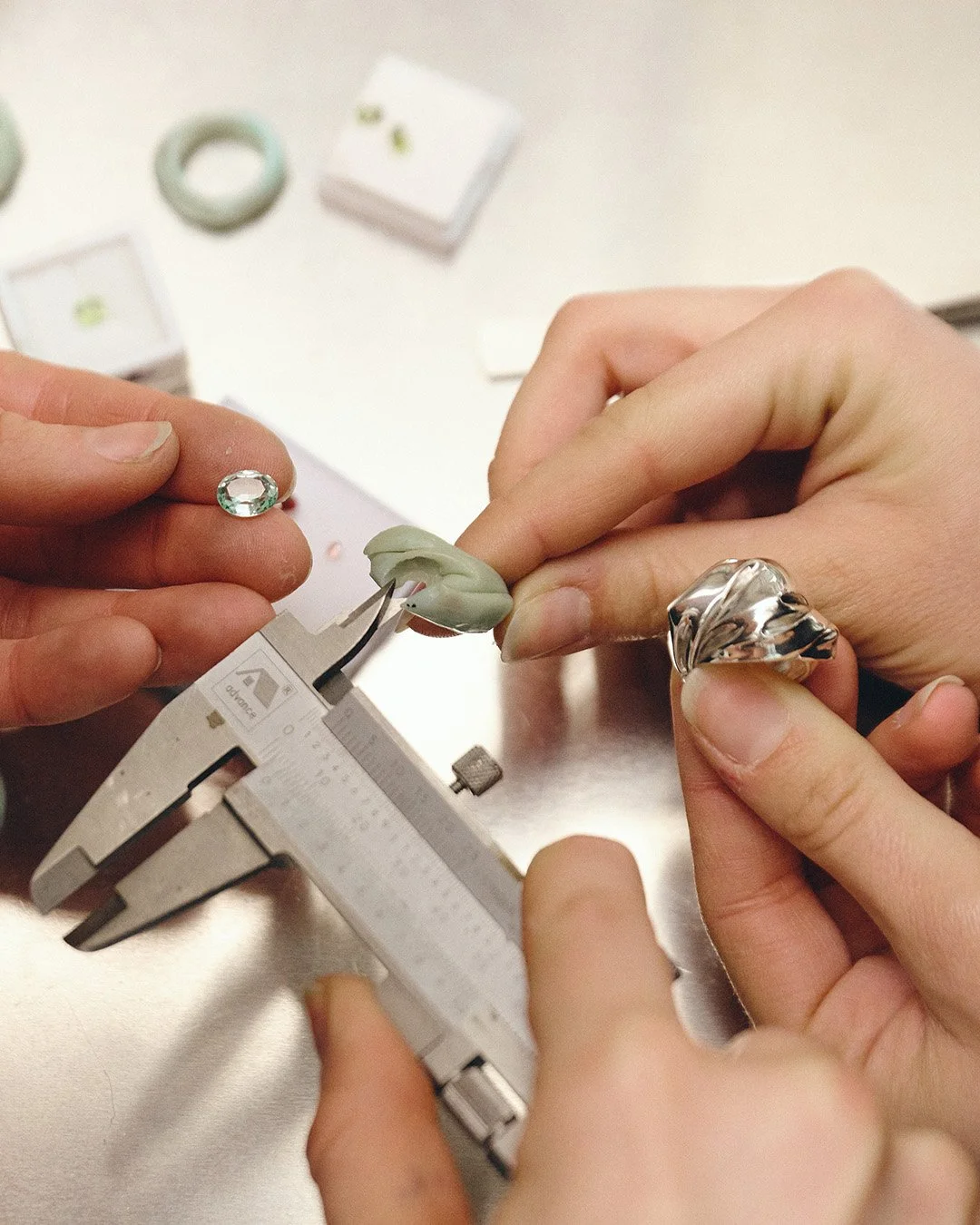 julia-bartsch-jewellery-bespoke-5.jpg