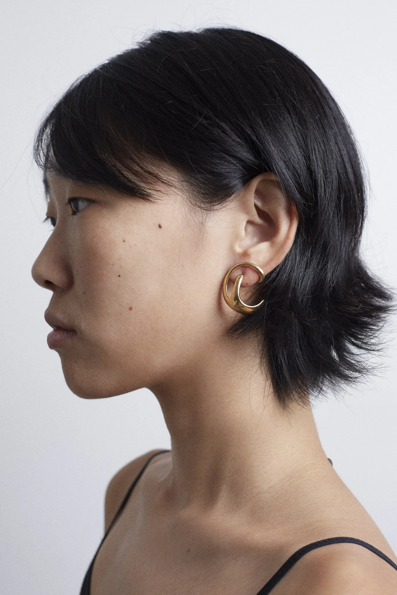 JULIA BARTSCH JEWELLERY illusion hoop model 6.JPG