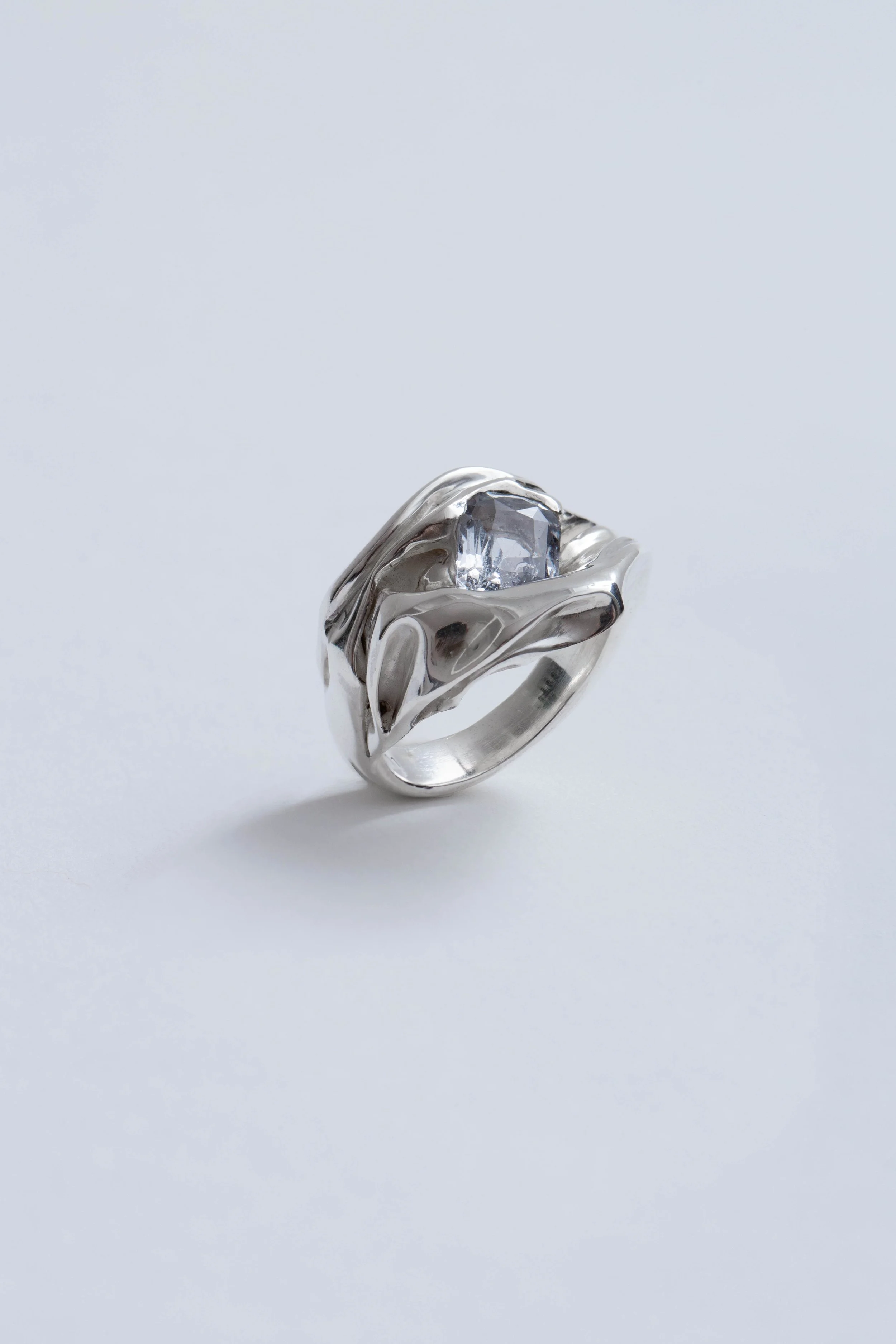 blue-sapphire-sterling-silver-ring-front-julia-bartsch.jpg
