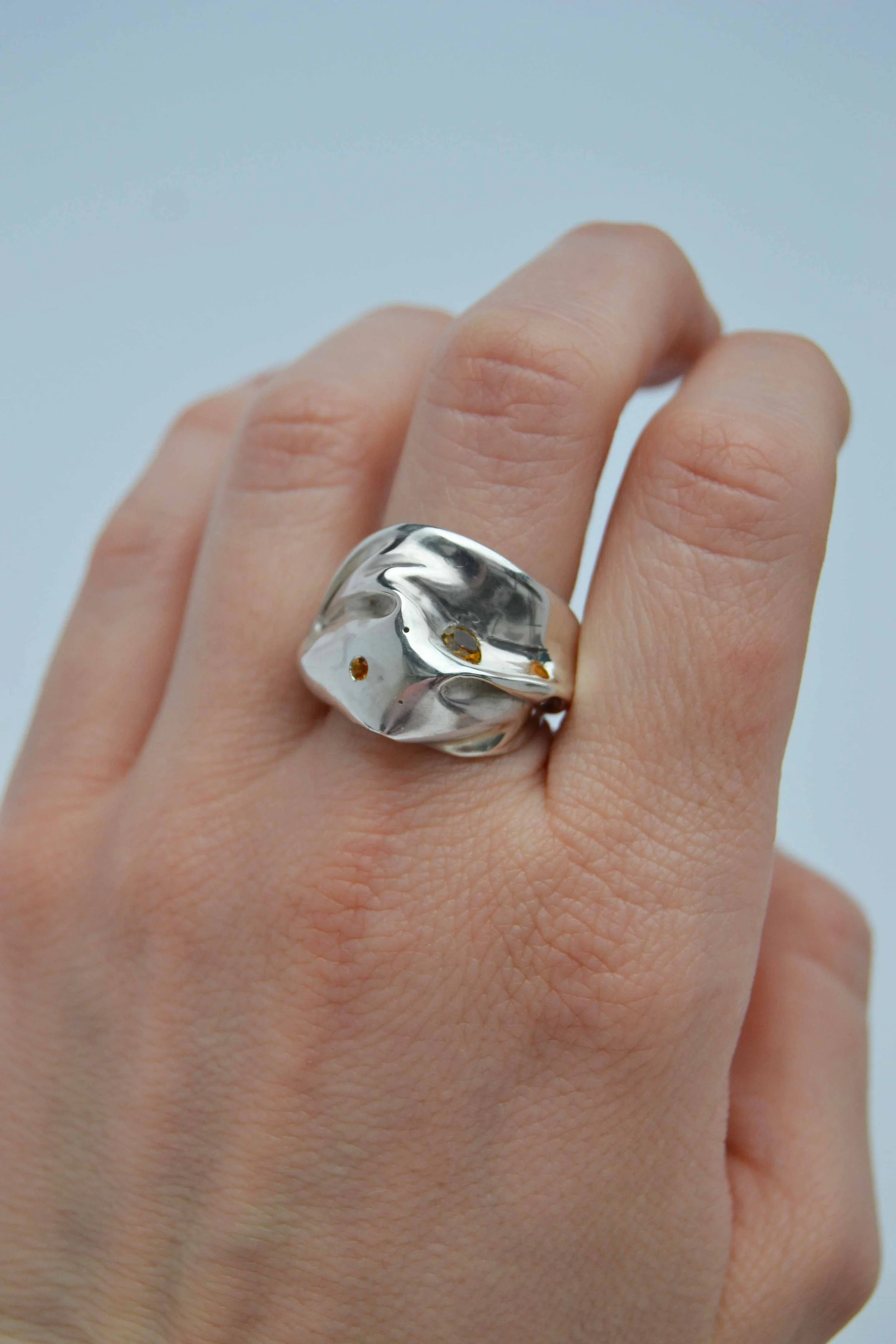 Julia_bartsch_unique_pieces_rings04_.jpg