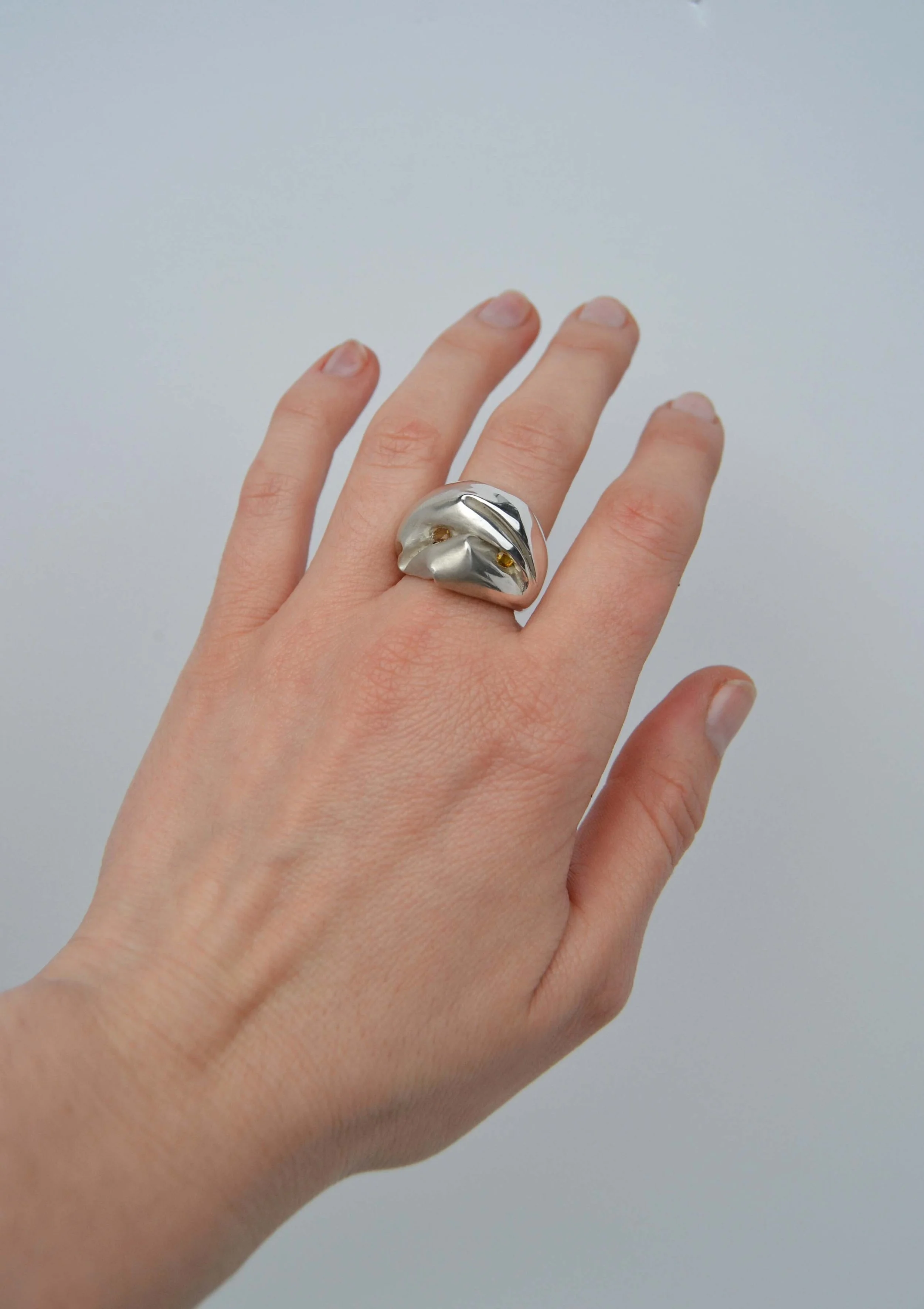 Julia_bartsch_unique_pieces_rings06.jpg