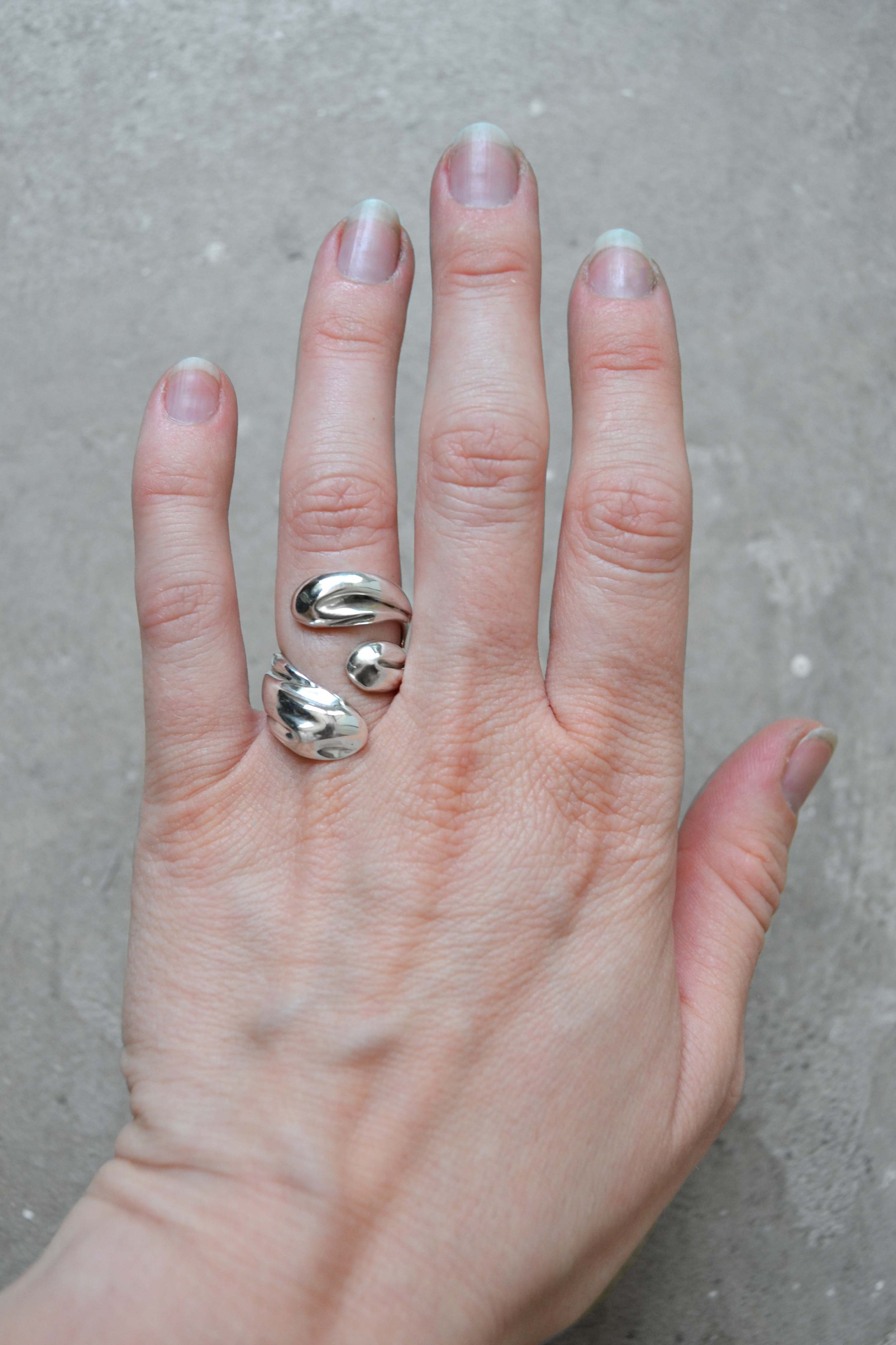 Julia-bartsch-jewellery-open-ring-fold-silver-2.jpg