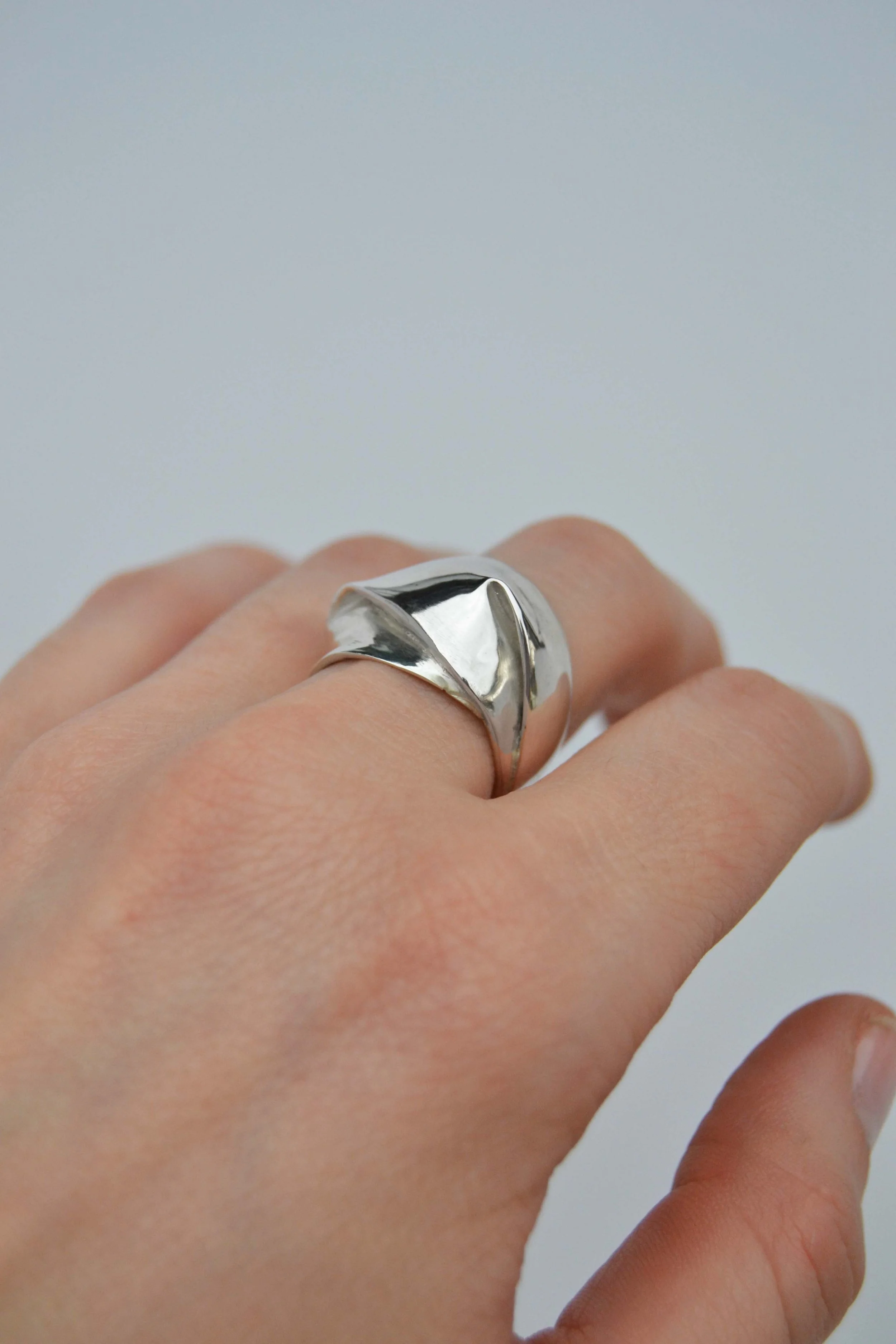 julia-bartsch-unique-pieces--ring13.jpg