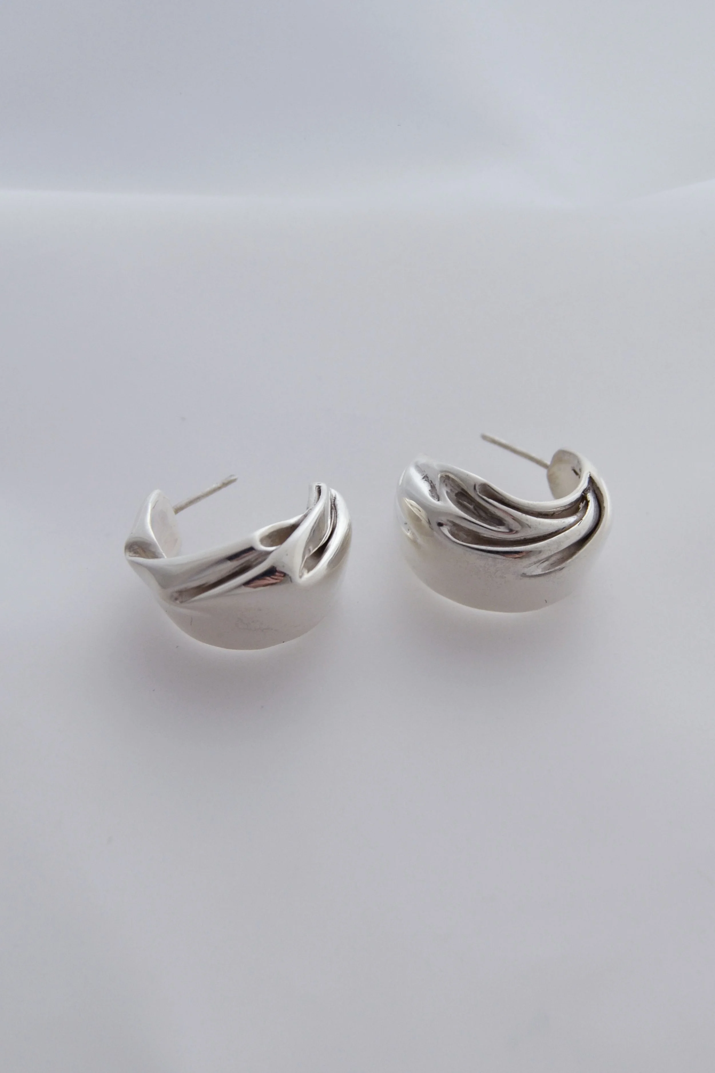 Julia-batrtsch-jewellery-pair-earring-2.jpg
