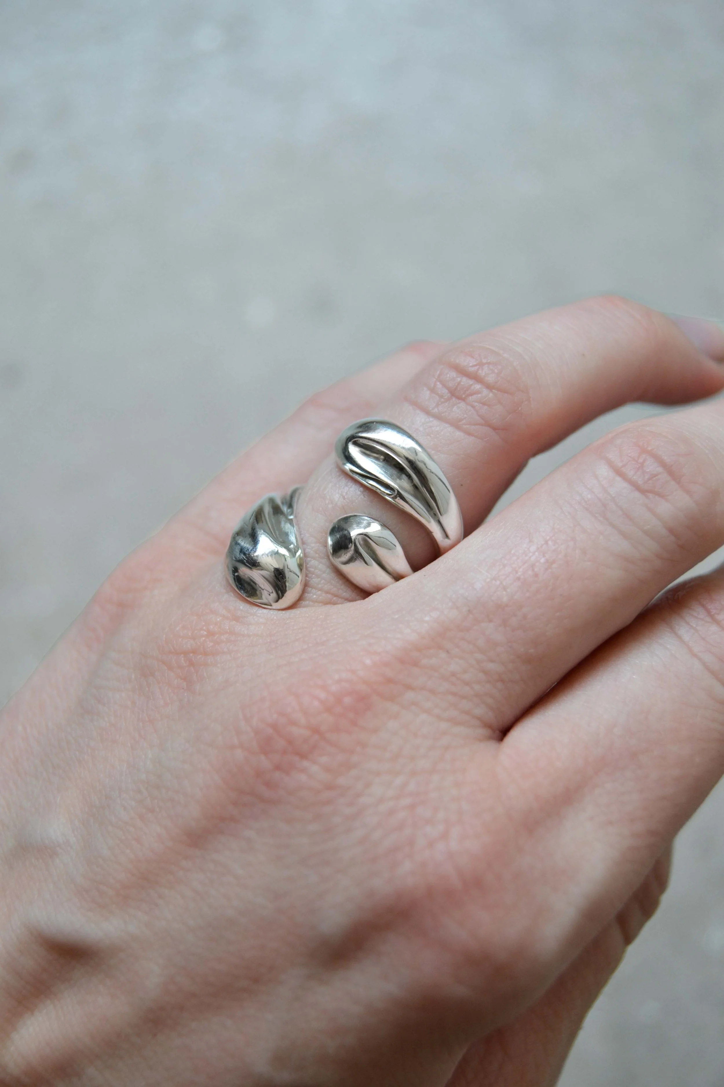 Julia-bartsch-jewellery-open-ring-fold-silver-3.jpg