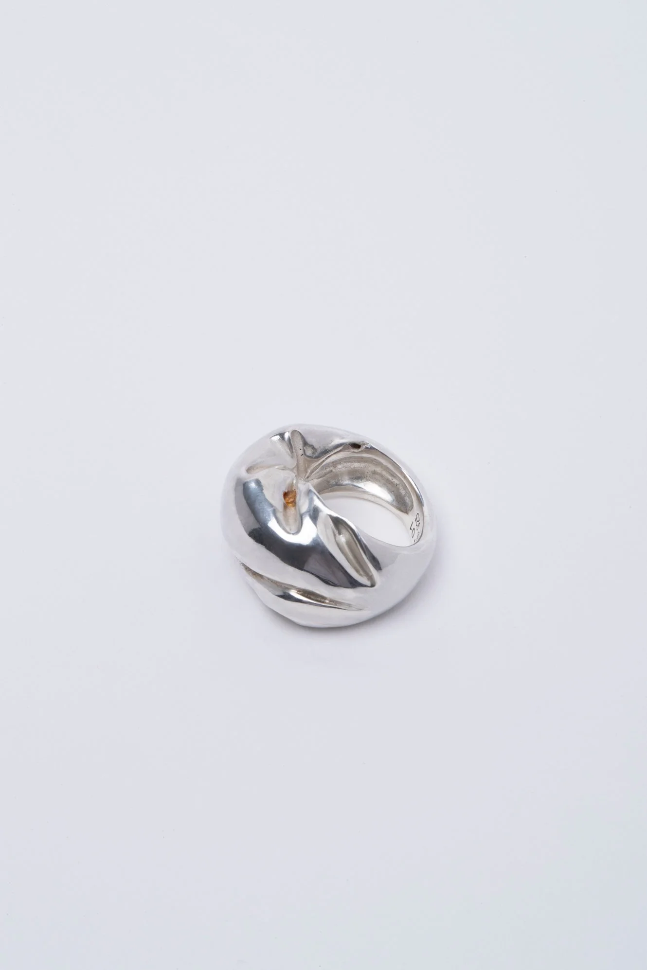 -Julia_Bartsch_piece_unique_drop_2_2-324_1.jpg