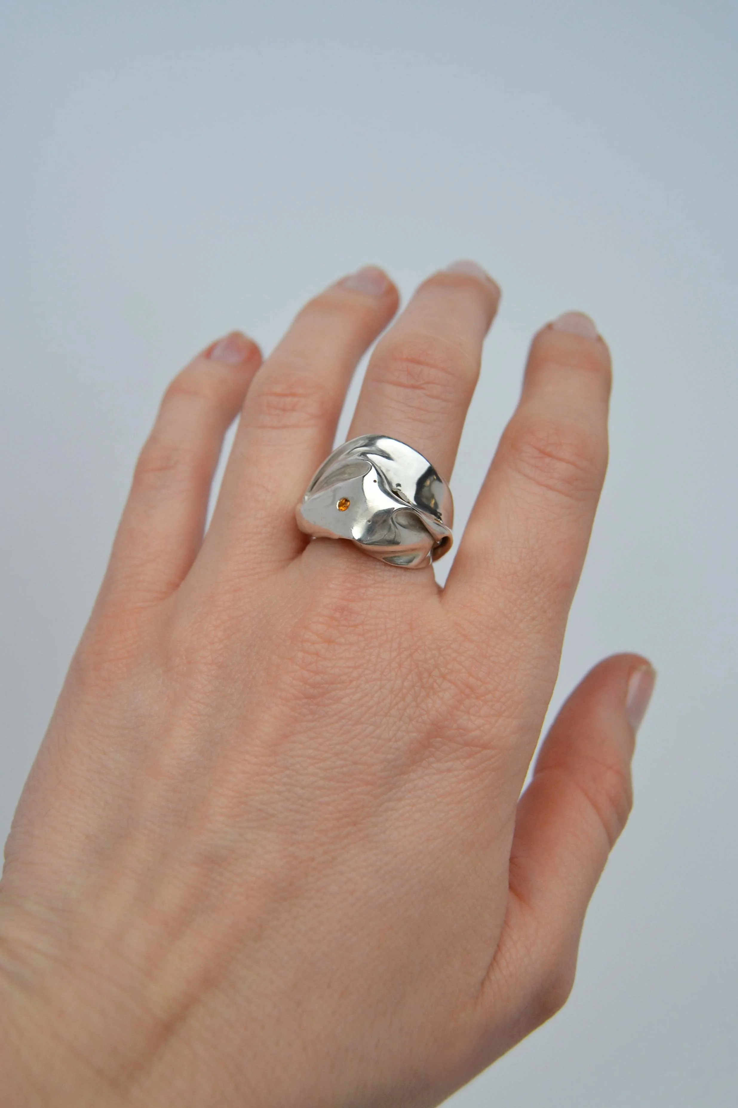 Julia_bartsch_unique_piece_rings04.jpg