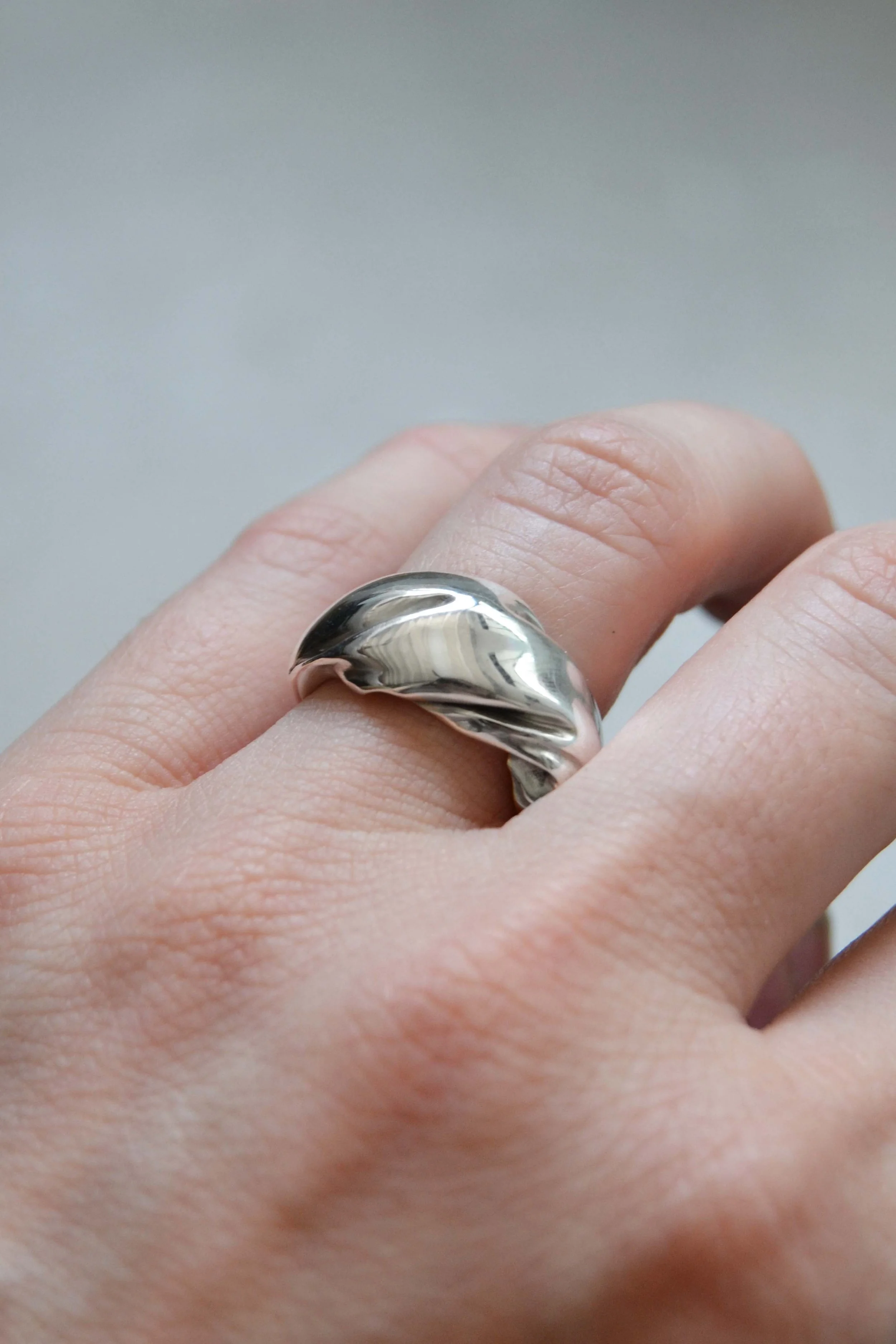 Julia-bartsch-jewellery-folded-edge-silver-ring-3.jpg