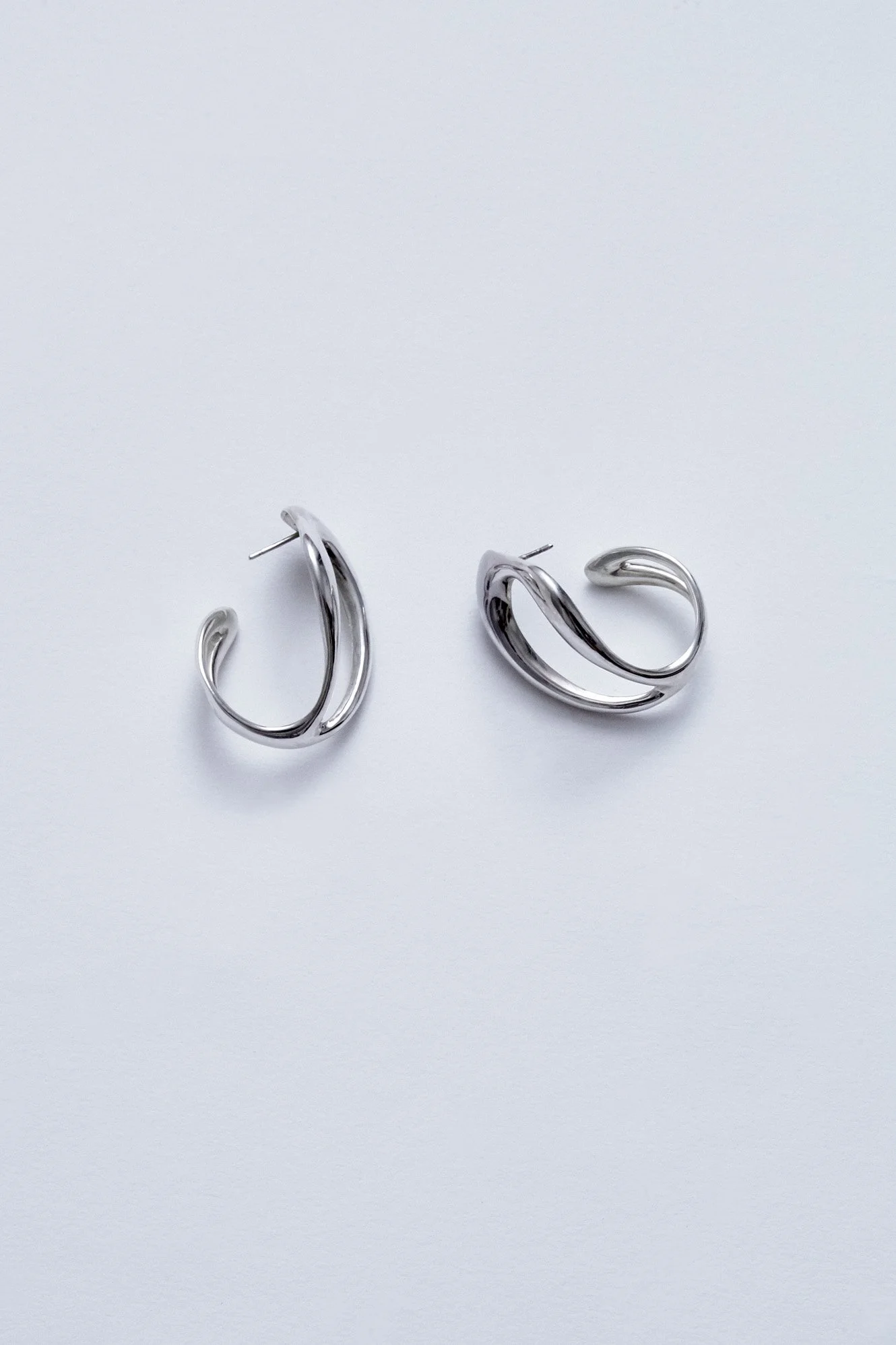 BEND earring Julia Bartsch Jewellery sterling silver 06 .JPG