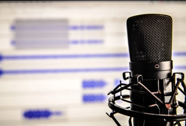 podcast+microphone.jpg