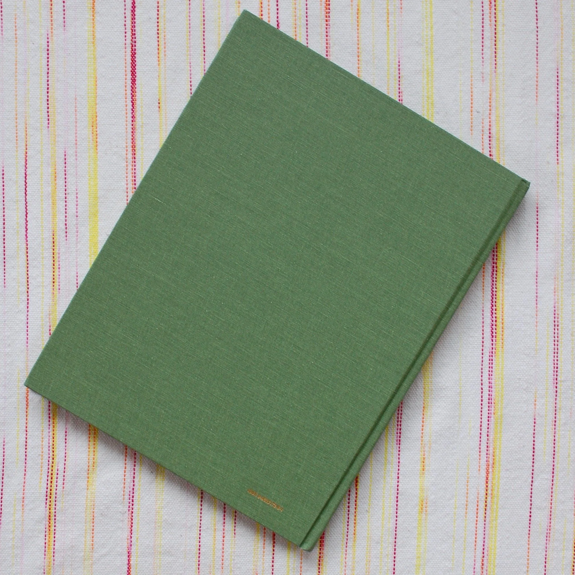 Back cover of A Handweaver's Pattern Book without the dust cover on