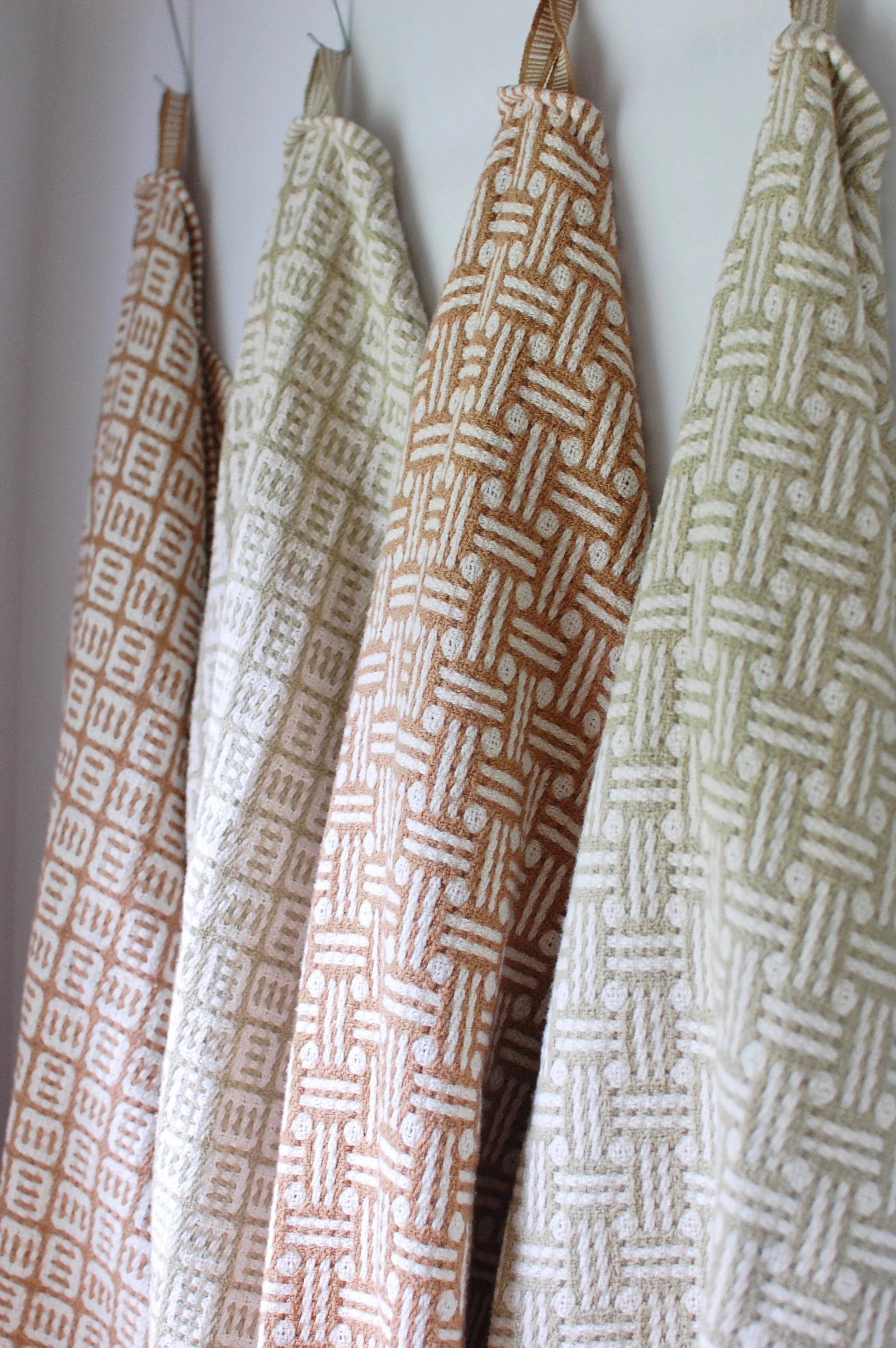 Handwoven towels made of organic cotton made in CT