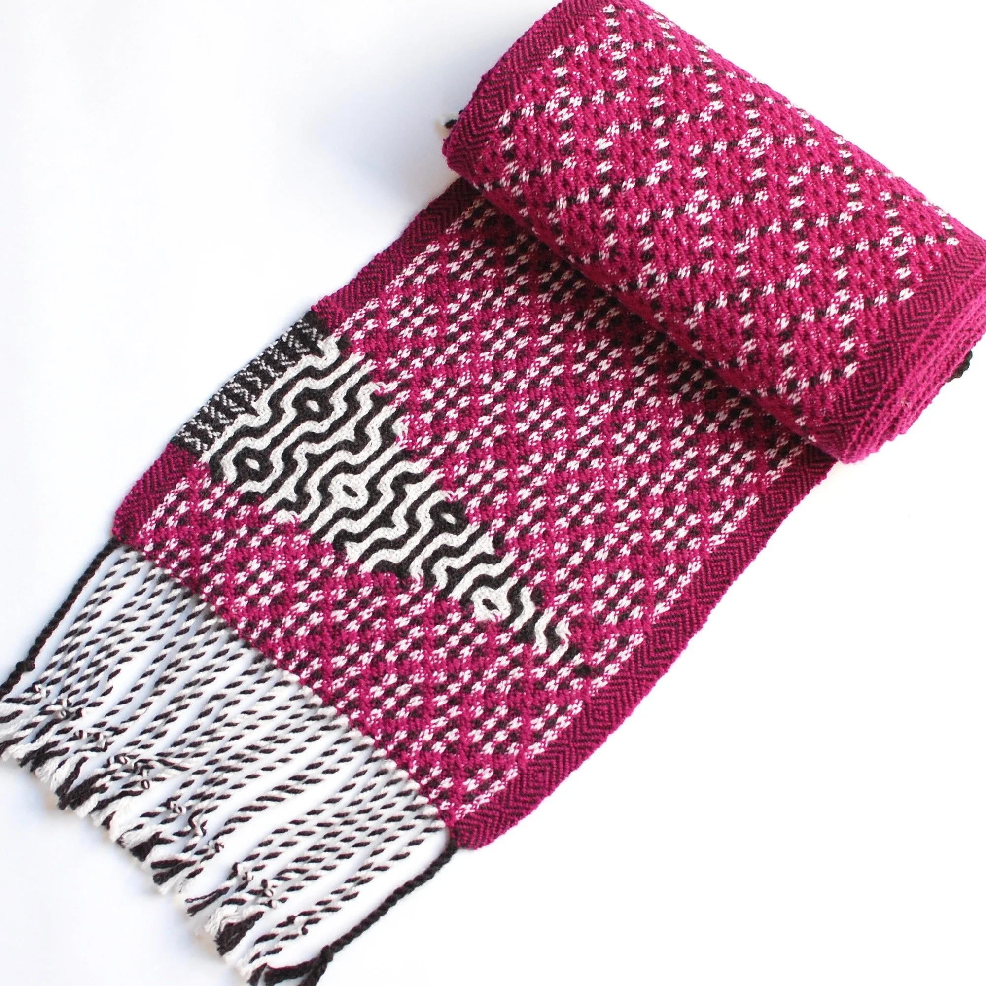Really cool deflected doubleweave breakout handwoven scarf