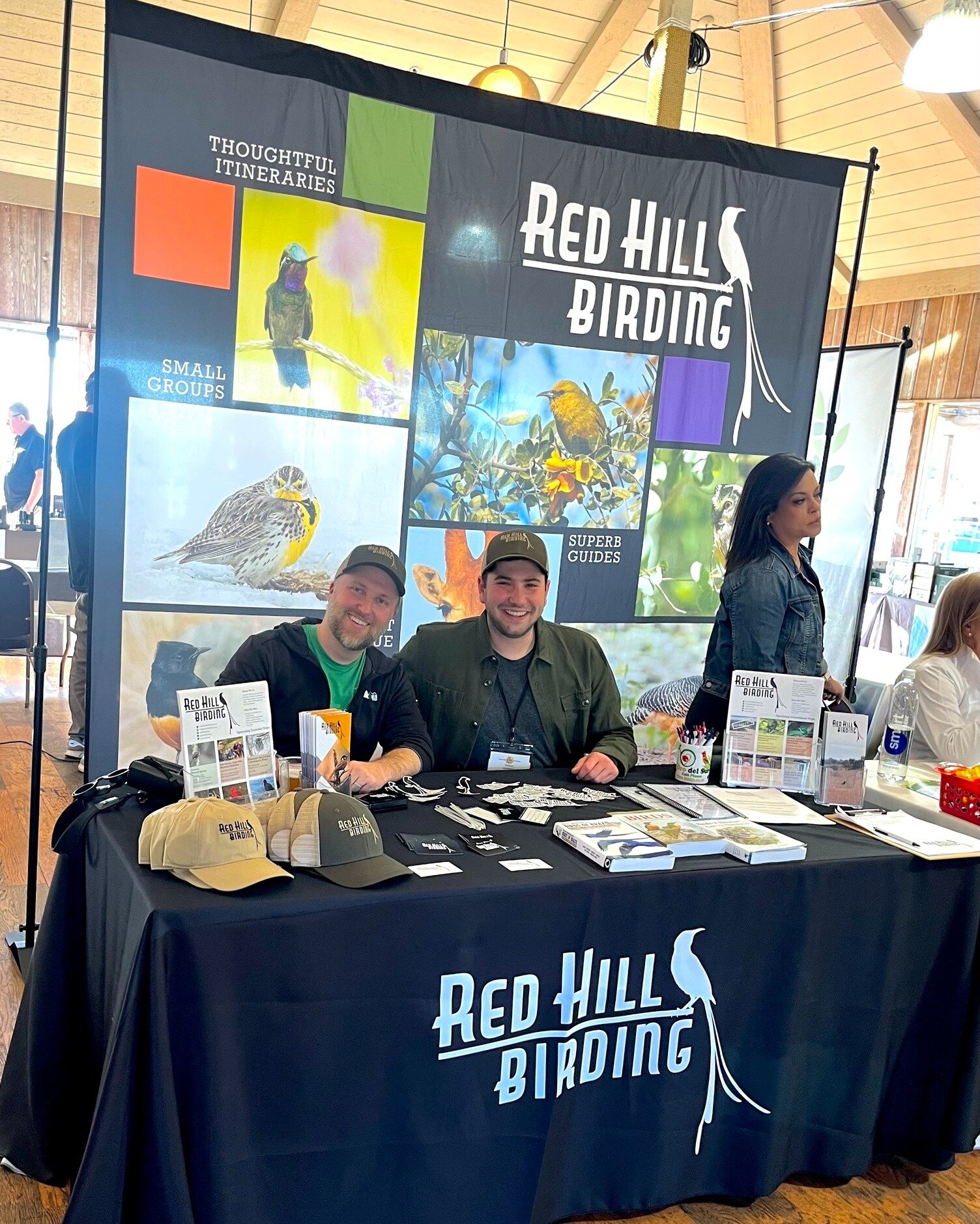 Adam (@adamwardsell) and Nathan (@nathan_goldbird) are at the San Diego Birding Festival! Stop by, say hi, get some San Diego birding recommendations, and pick up some swag if you're there! 

#SDBF #sandiegobirdfest #redhillbirding #birdingtours #san