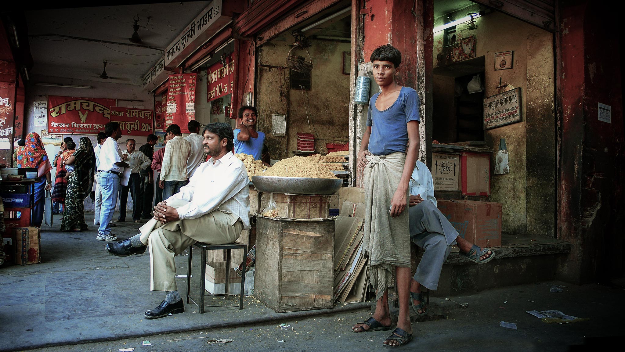 Still one of my all-time personal faves, this image perfectly captured the qualities of Jaipur - the colors, the light, the people and their daily lives and activities.