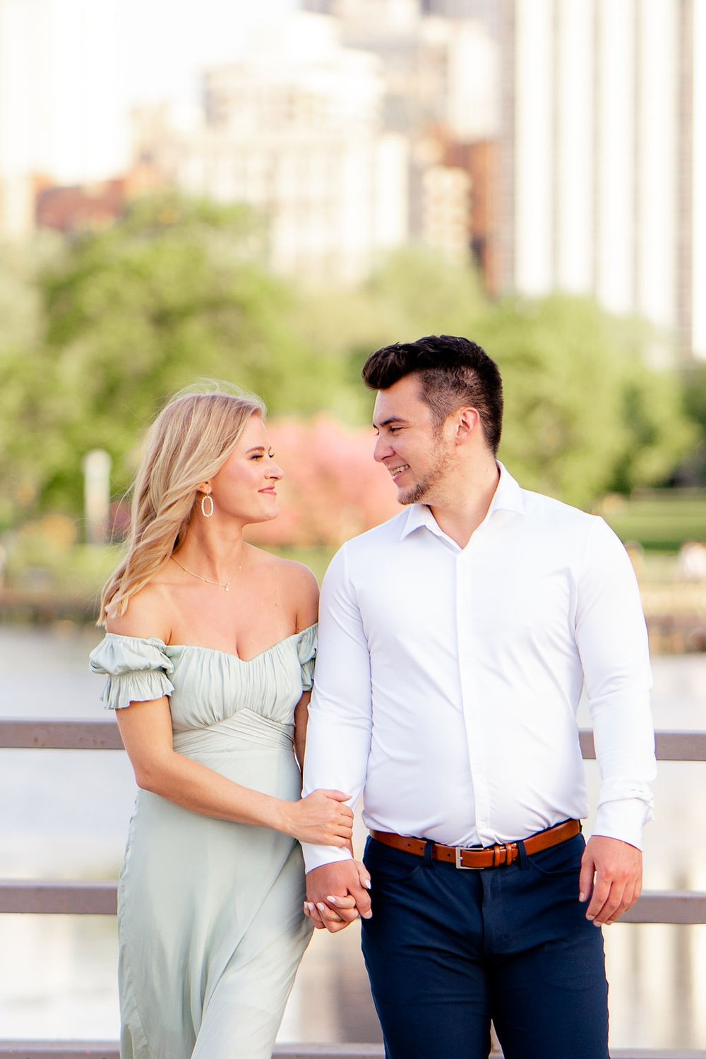 Lincoln Park Engagement Photos