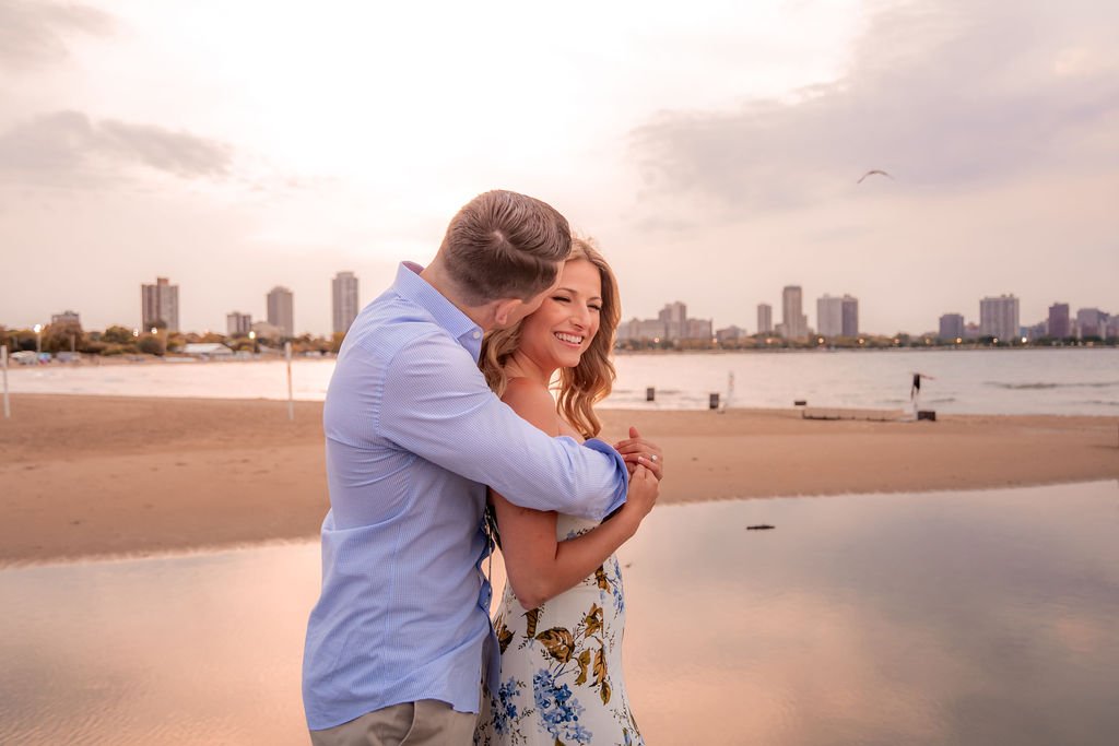 north-ave-beach-chicago-engagement-session (6).jpg