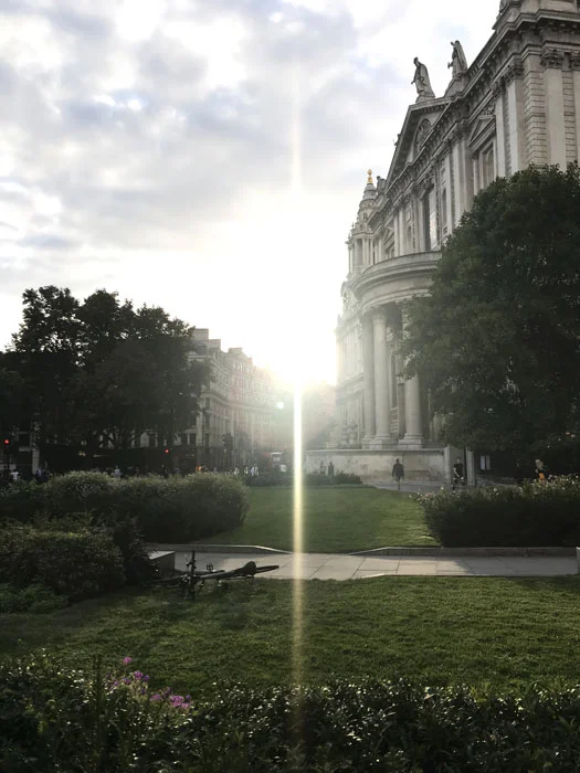 3 Scenic Sunset Walks in London