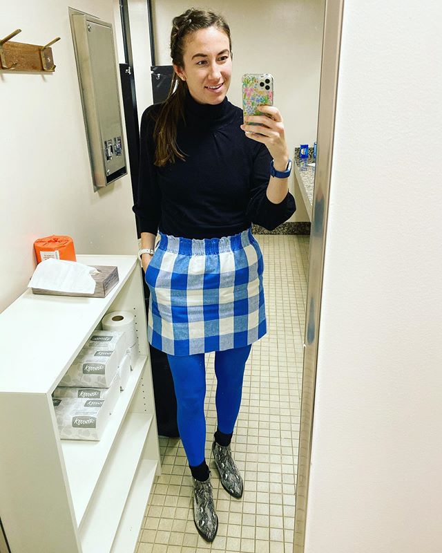 Last NE bathroom selfie of me being a blueberry today. 💙💙