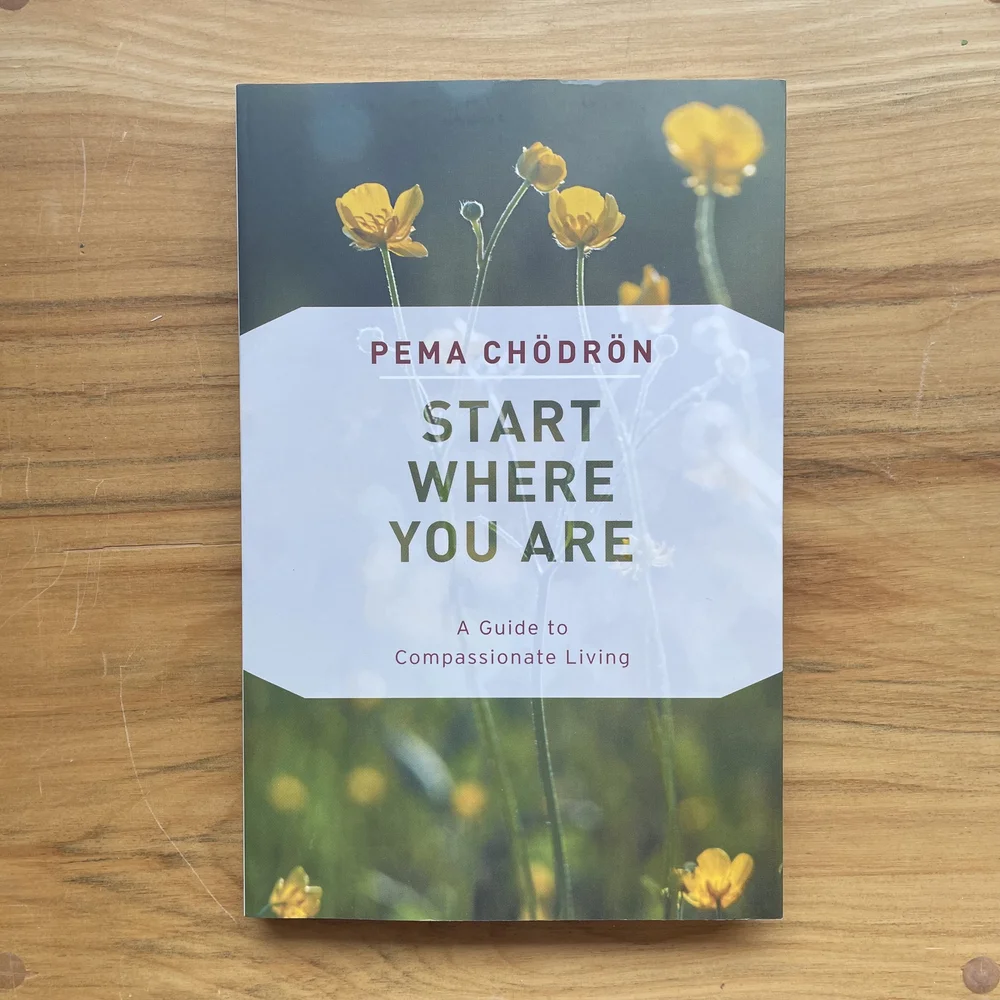 Start Where You Are: A Guide to Compassionate Living (Shambhala Classics) [洋書] Amazon.com: Start Where You Are: A Guide to Compassionate Living