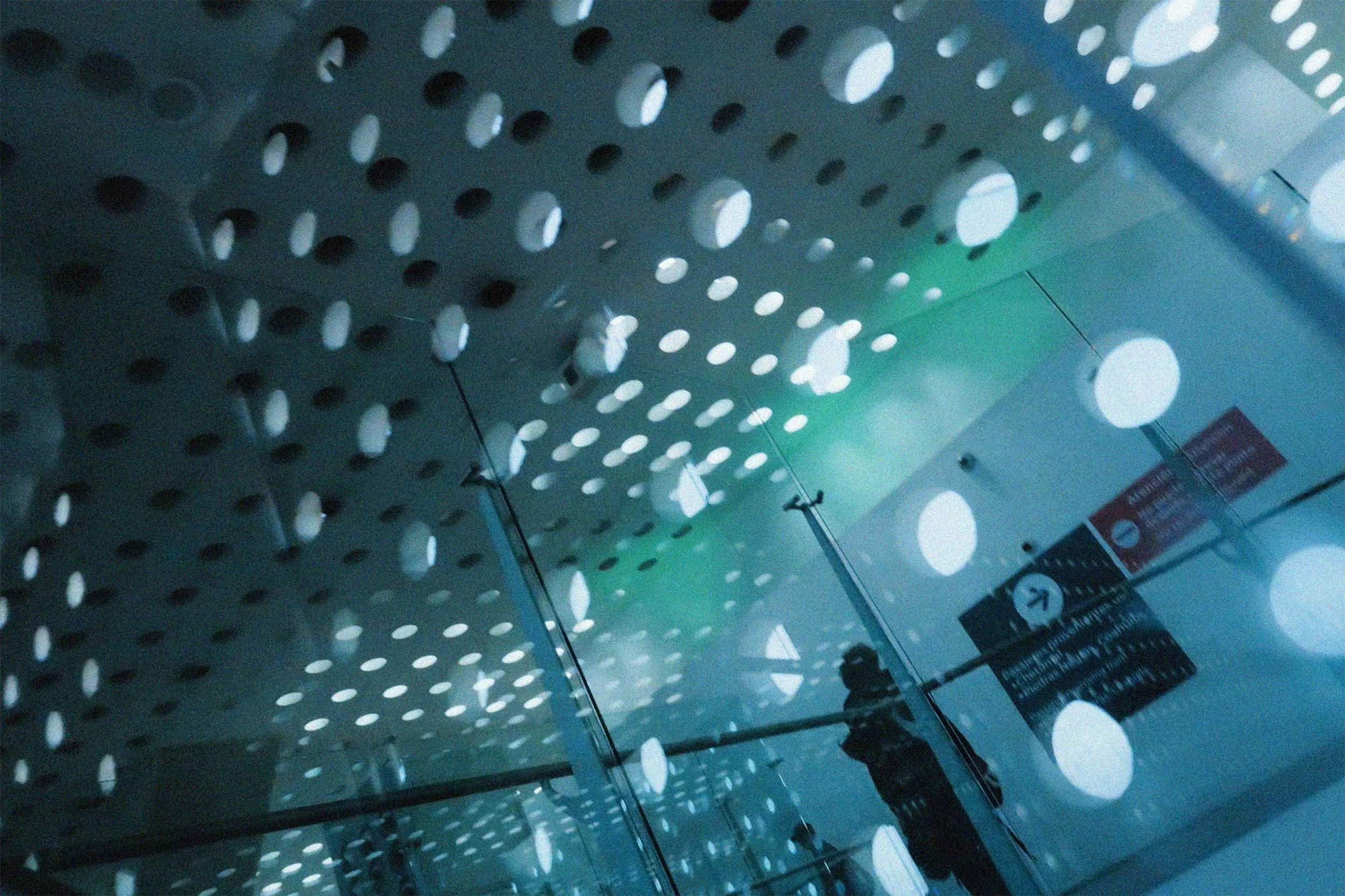  © Miko Revereza,  Nothing to Declare,  extrait de la vidéo (2025) 