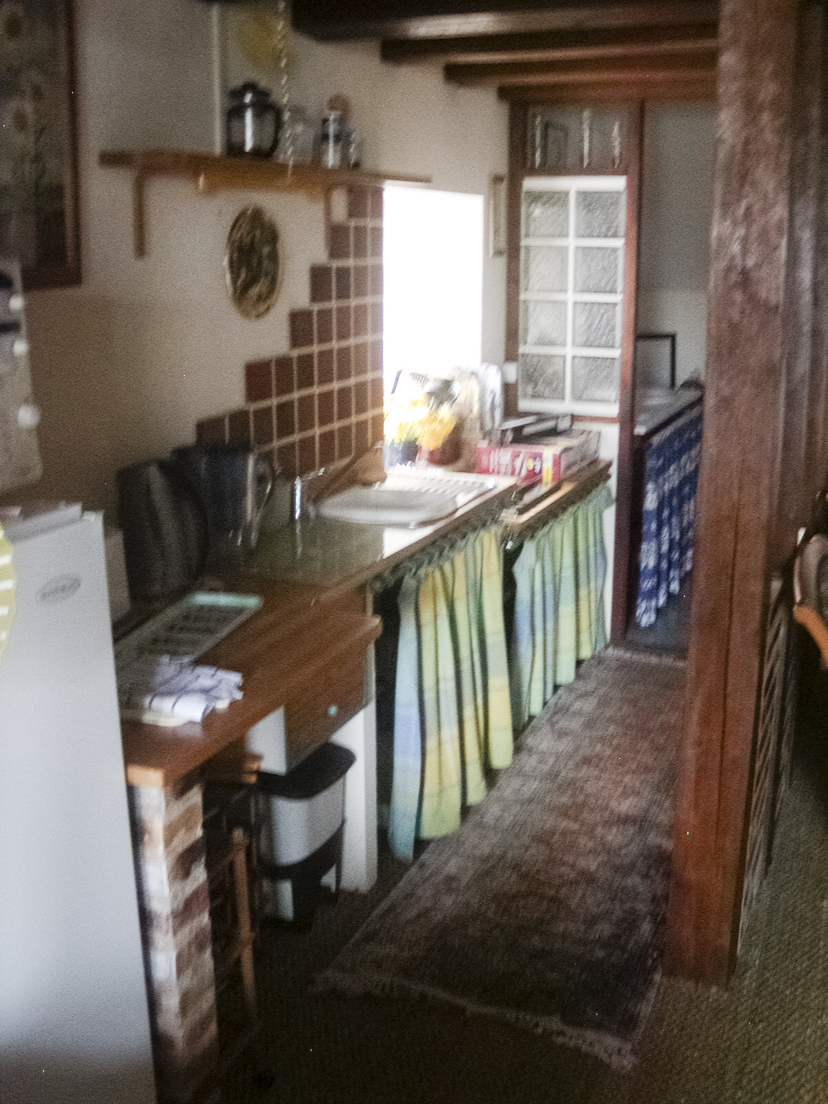 studio kitchen 1a.jpg