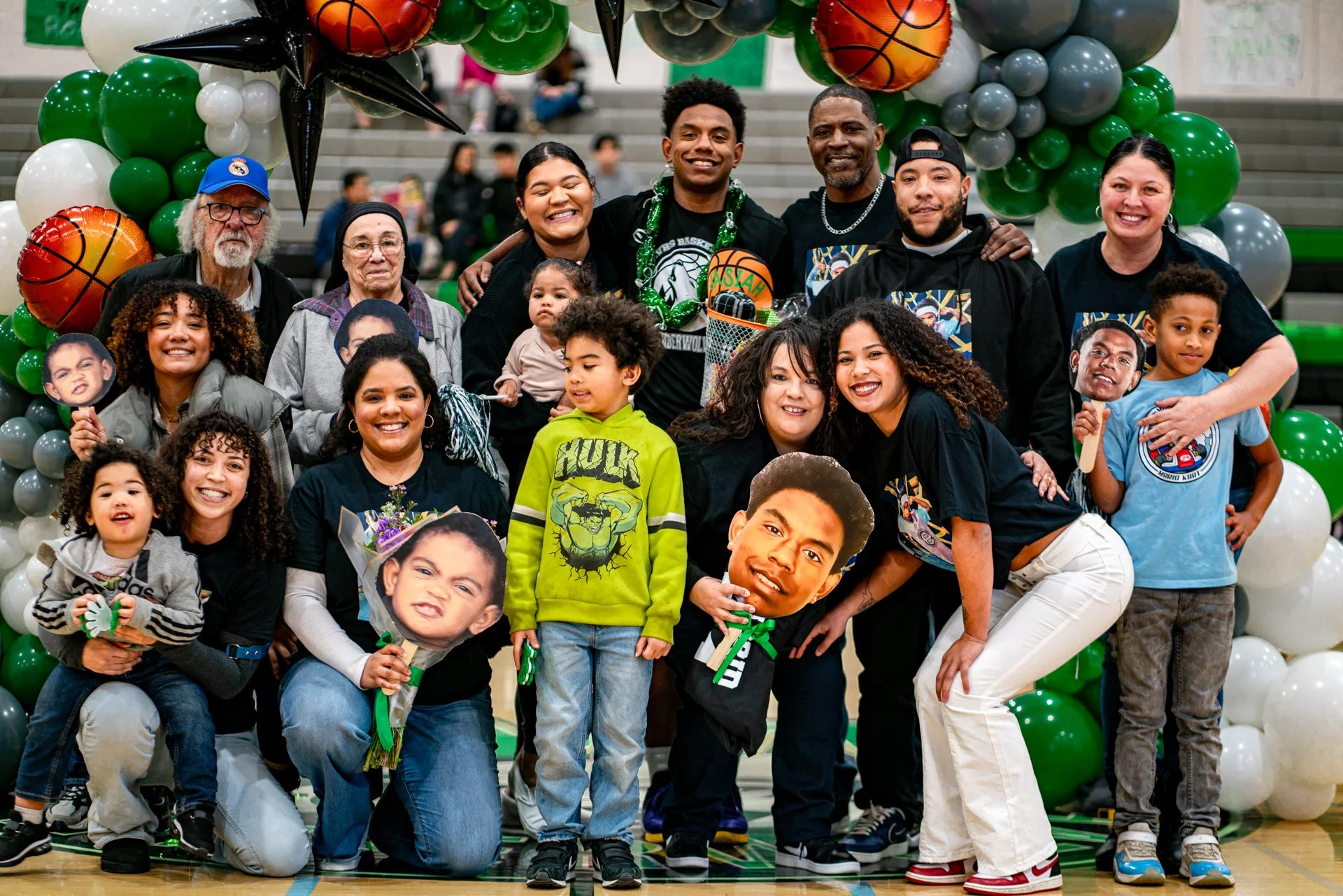 PC-20240209-SPORT-BASKETBALL-MVHS-SeniorNite-0248.jpg