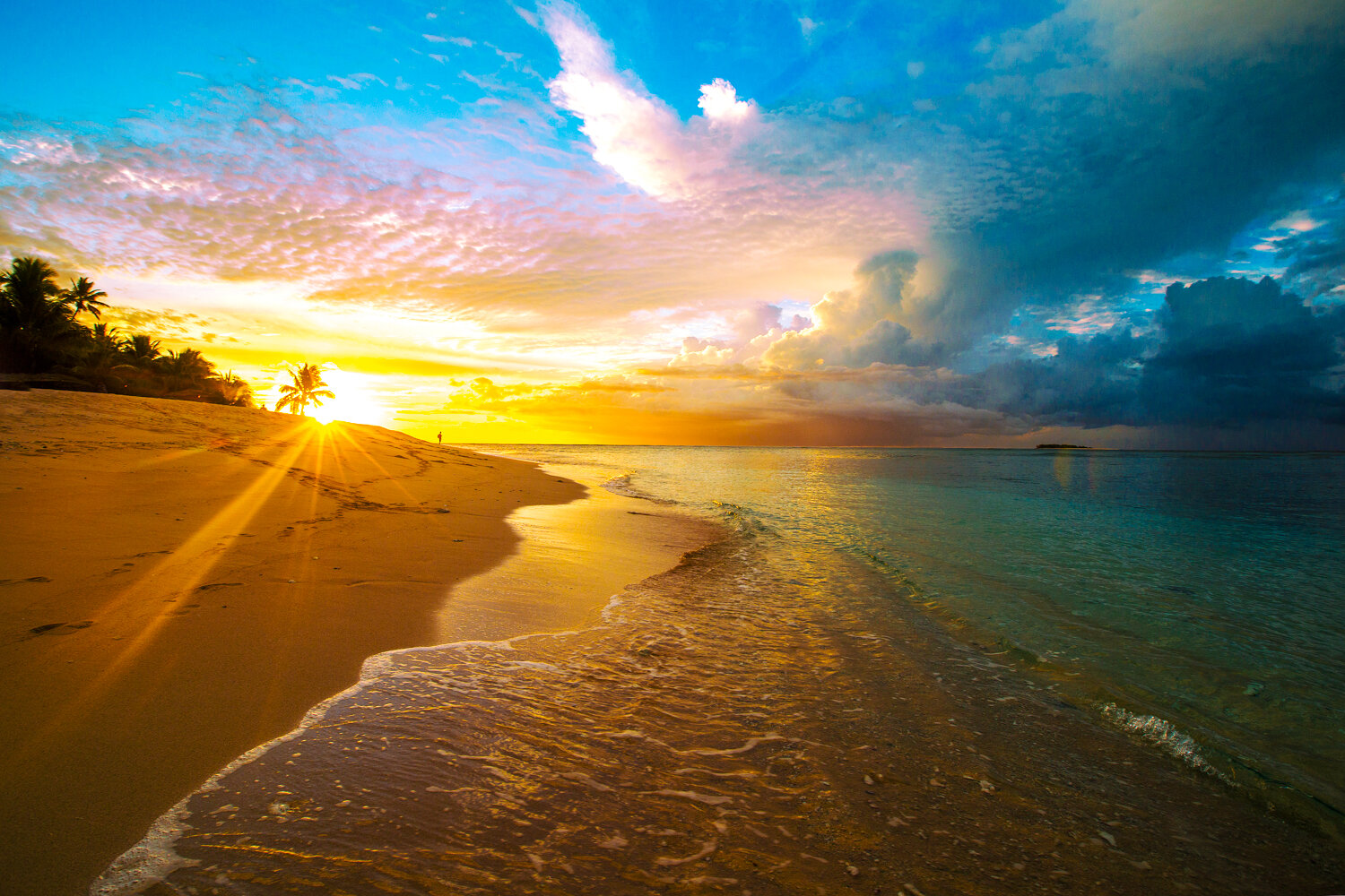Sunset-Tavaura Island