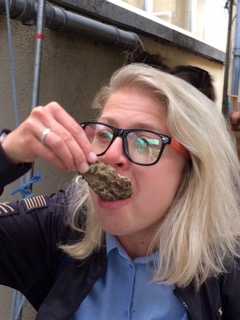 Gosia, with Galway Food Tours and the freshest of oysters around!