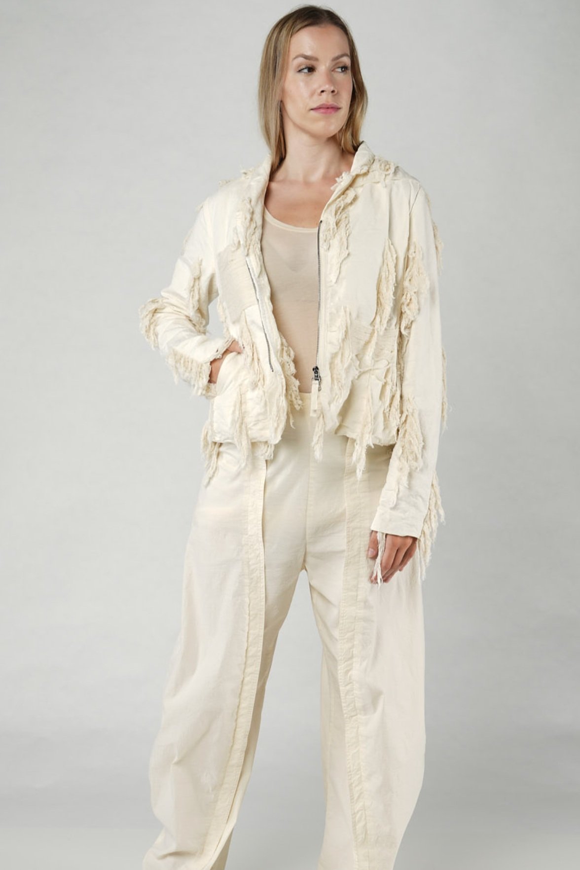 Off-White Destroyed Jacket // Veste Effilochée Ivoire
