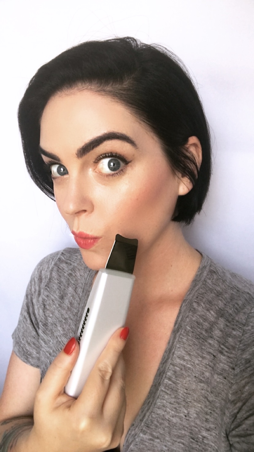 How To Give Yourself An At Home Facial Using The Kinga Ultrasonic Spatula The Organic Esthetician