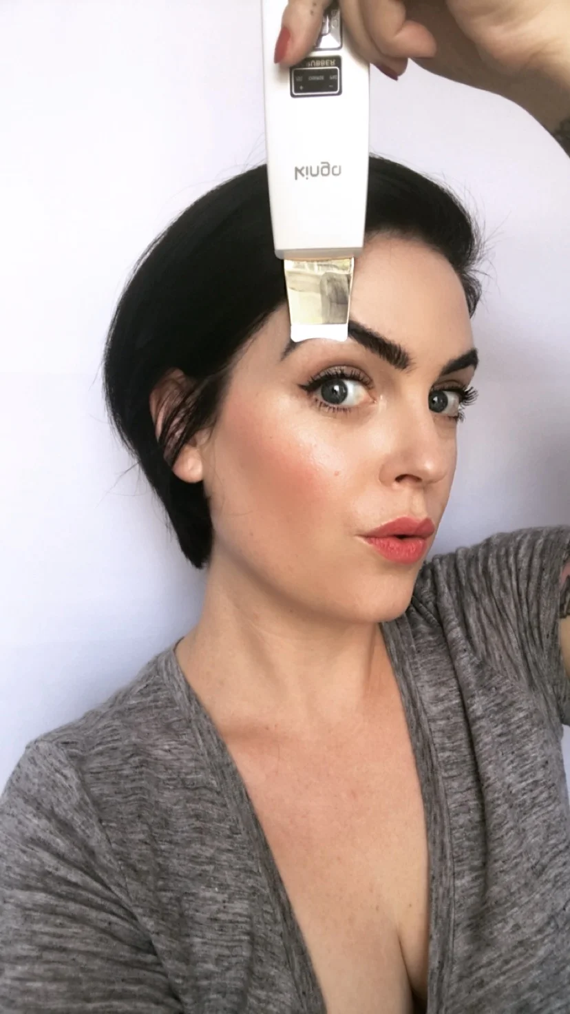 How To Give Yourself an At Home Facial using The KINGA Ultrasonic