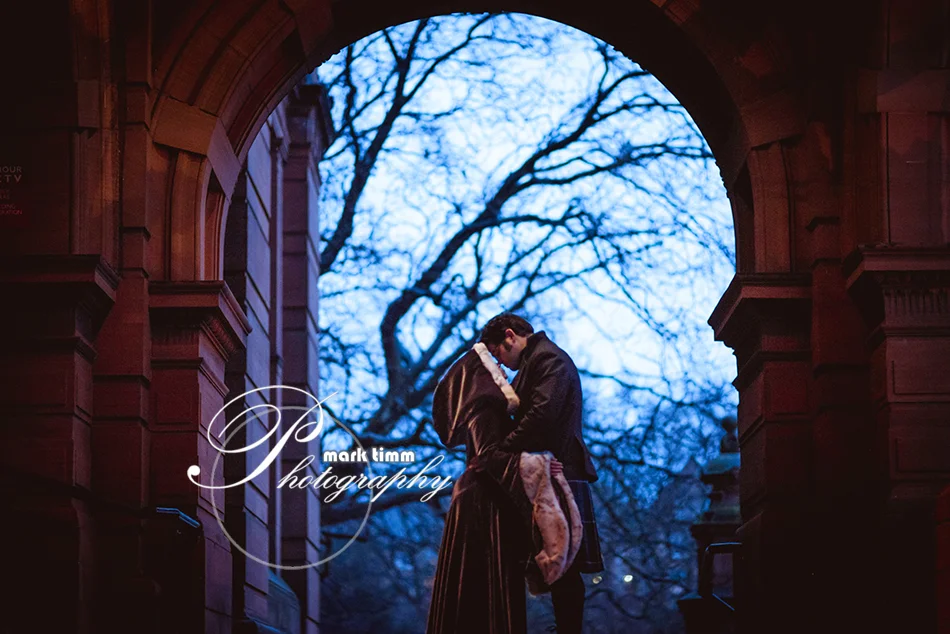 Gothic hemed wedding scotland kelvingrove art gallery