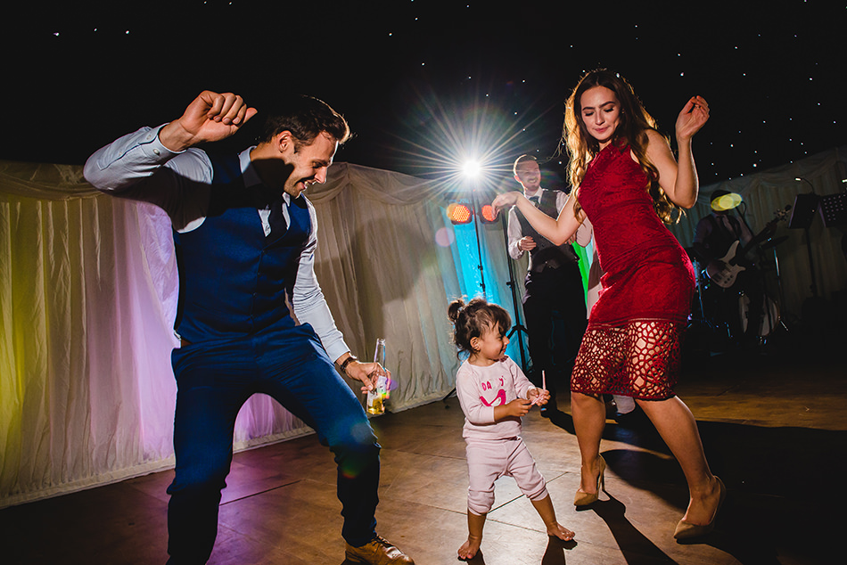 fun wedding photography glasgow