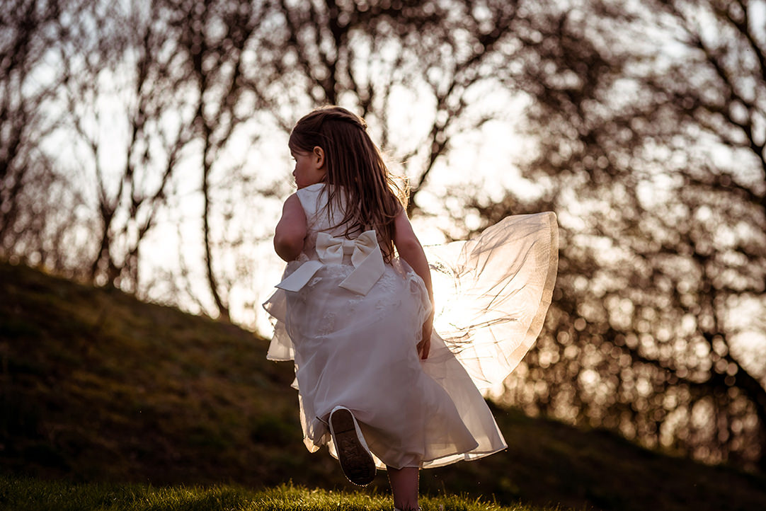 scottish wedding photographer fun natural glenskirlie