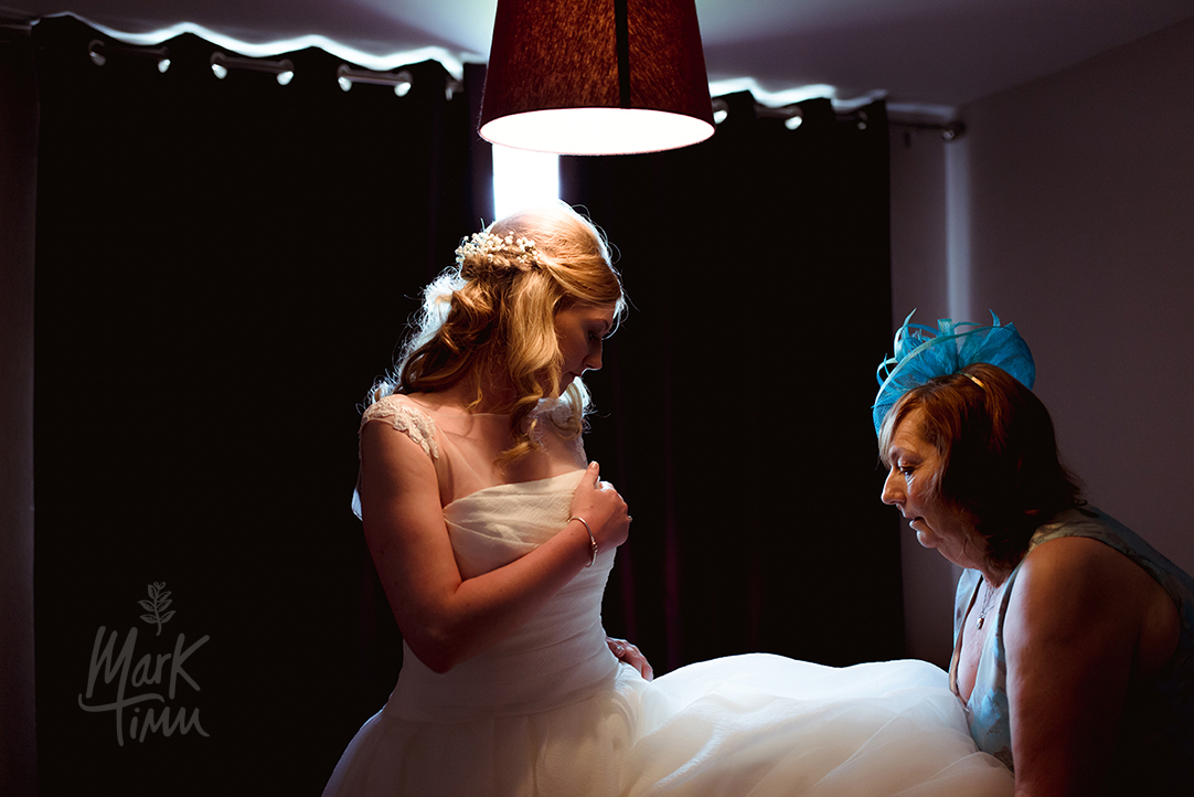 wedding dress fitting glasgow