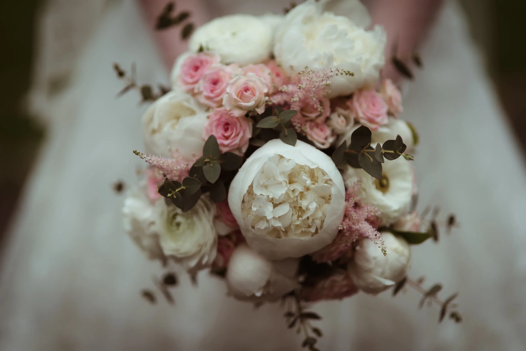 alternative-wedding-flowers-glasgow.jpg