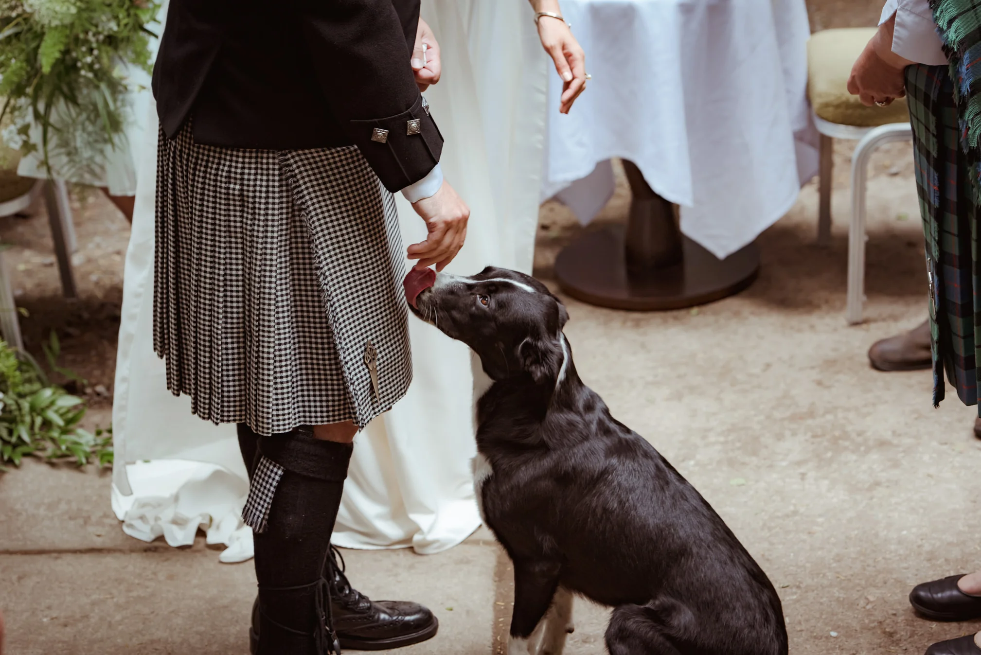 funny-wedding-photography-scotland.jpg