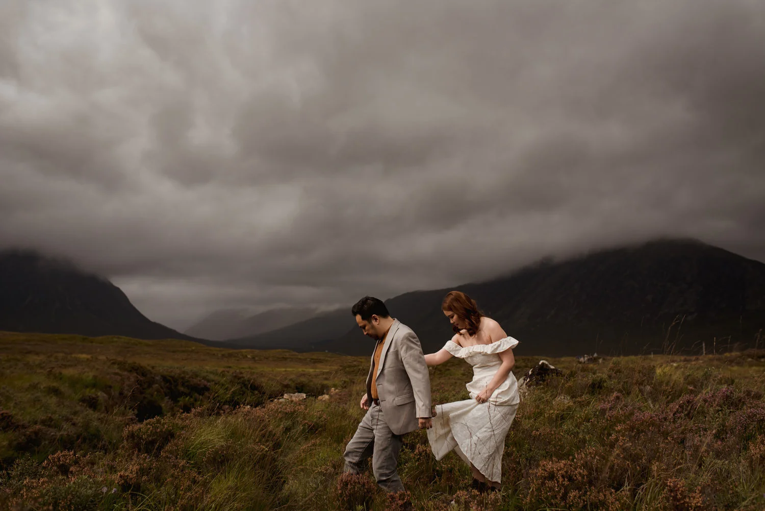 scottish-asian-photography-mountain-wedding.jpg