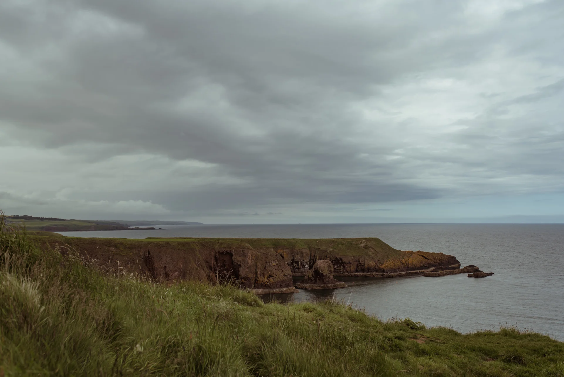 rustic-scottish-coast-wedding.jpg