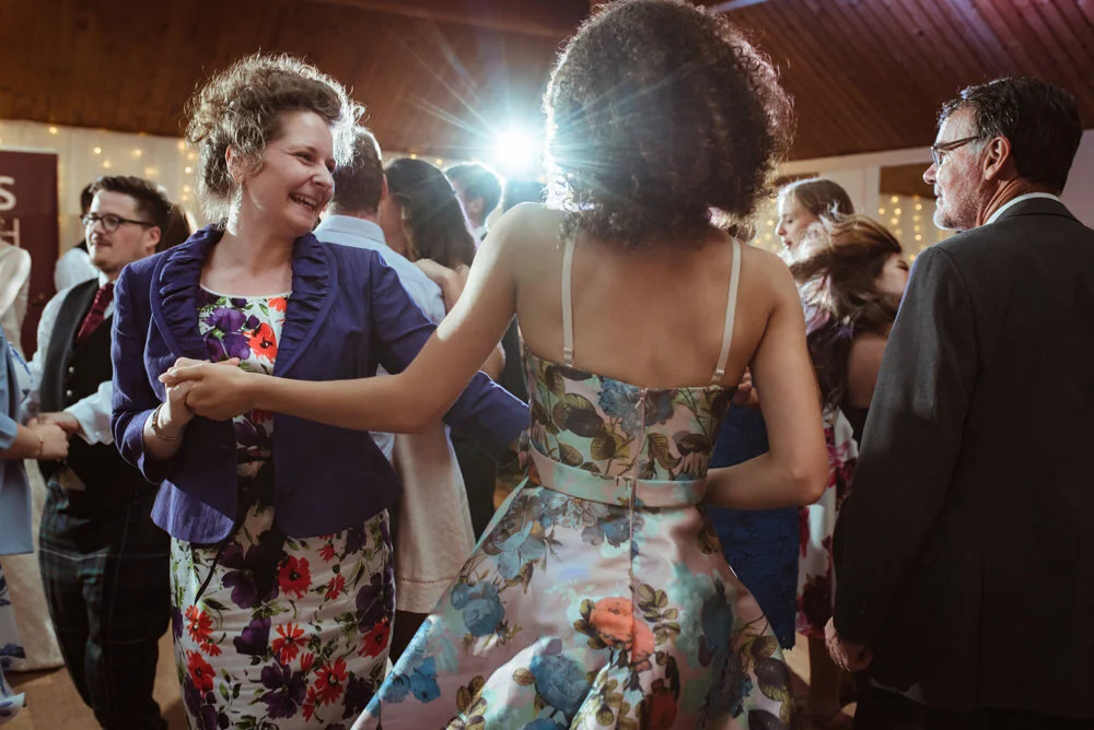 fun-wedding-photography-loch-lomond.jpg