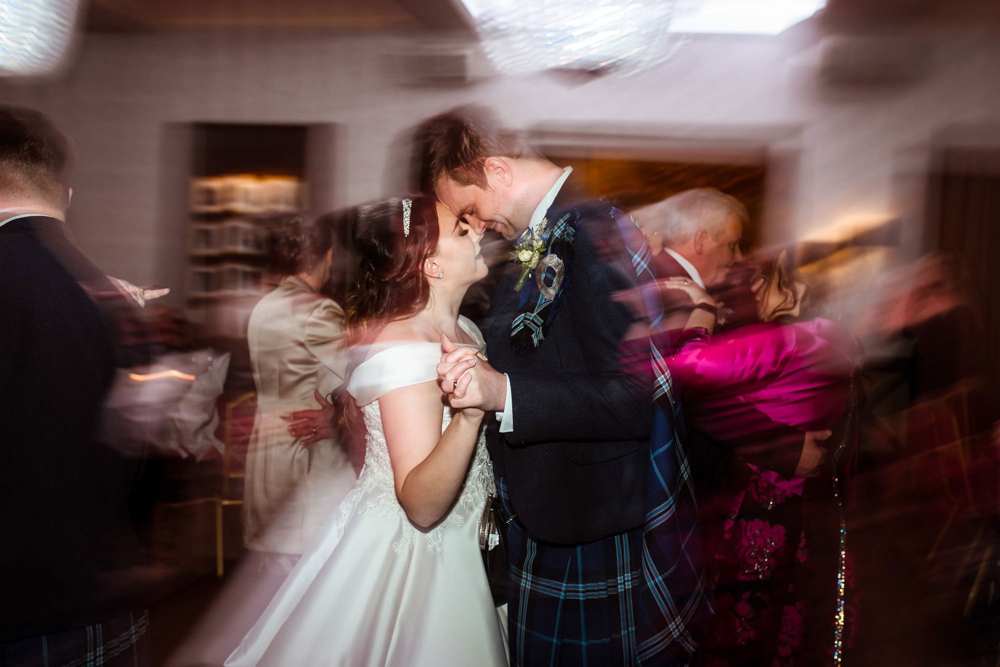 artistic wedding photography scotland (9).jpg