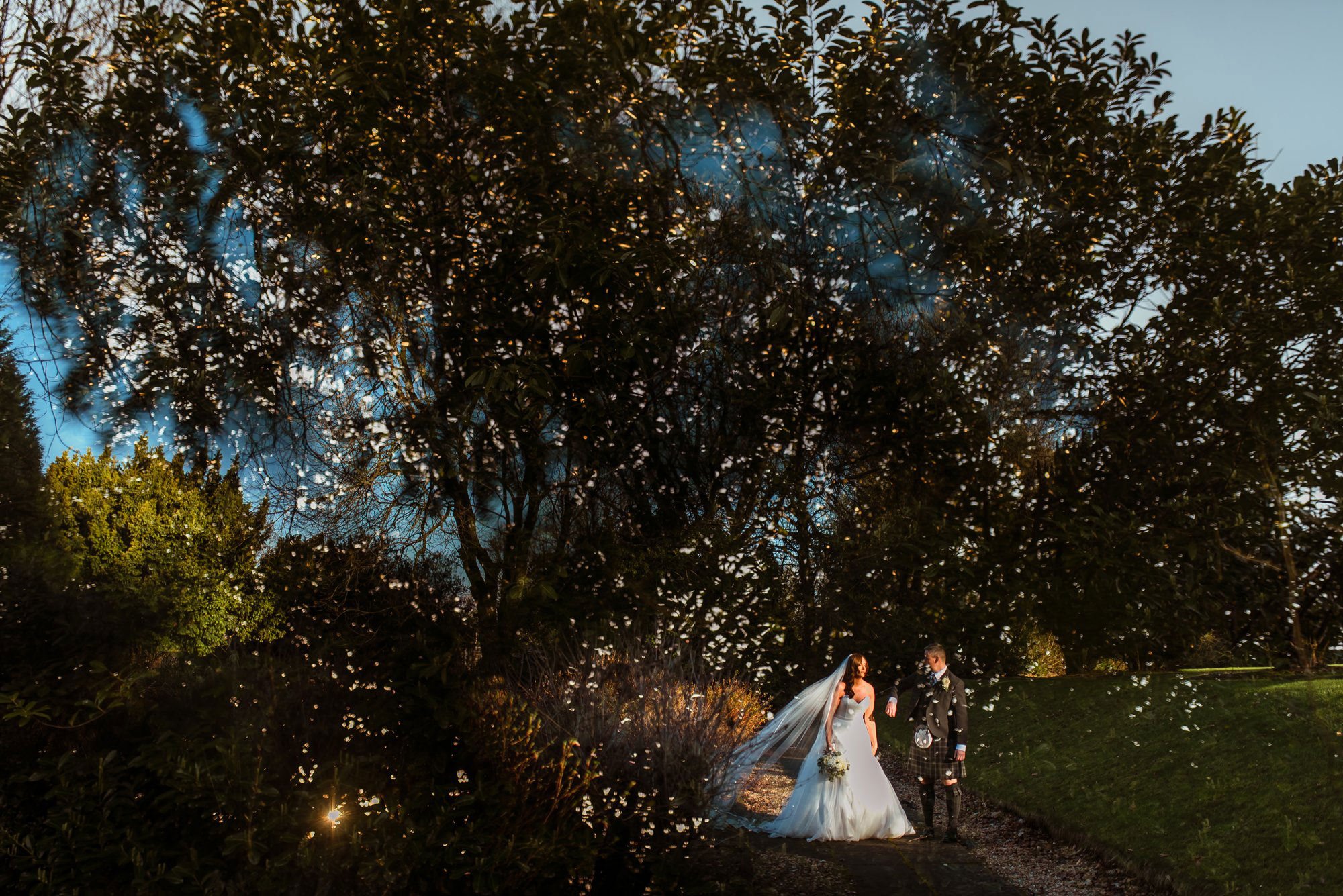 creative wedding photographer glasgow (4).jpg