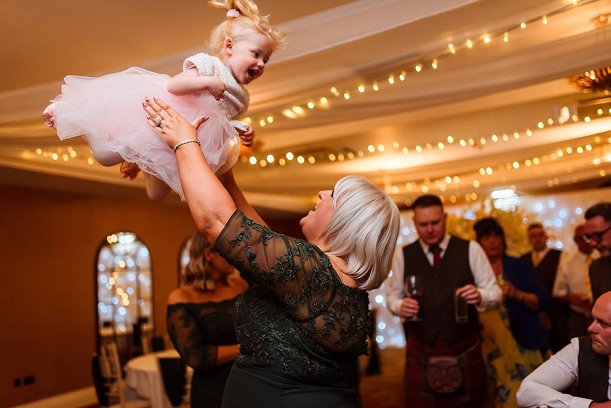 documentary wedding photographer scotland (9).jpg
