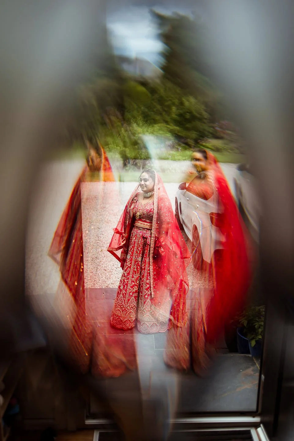creative wedding photography crathes castle (8).jpg