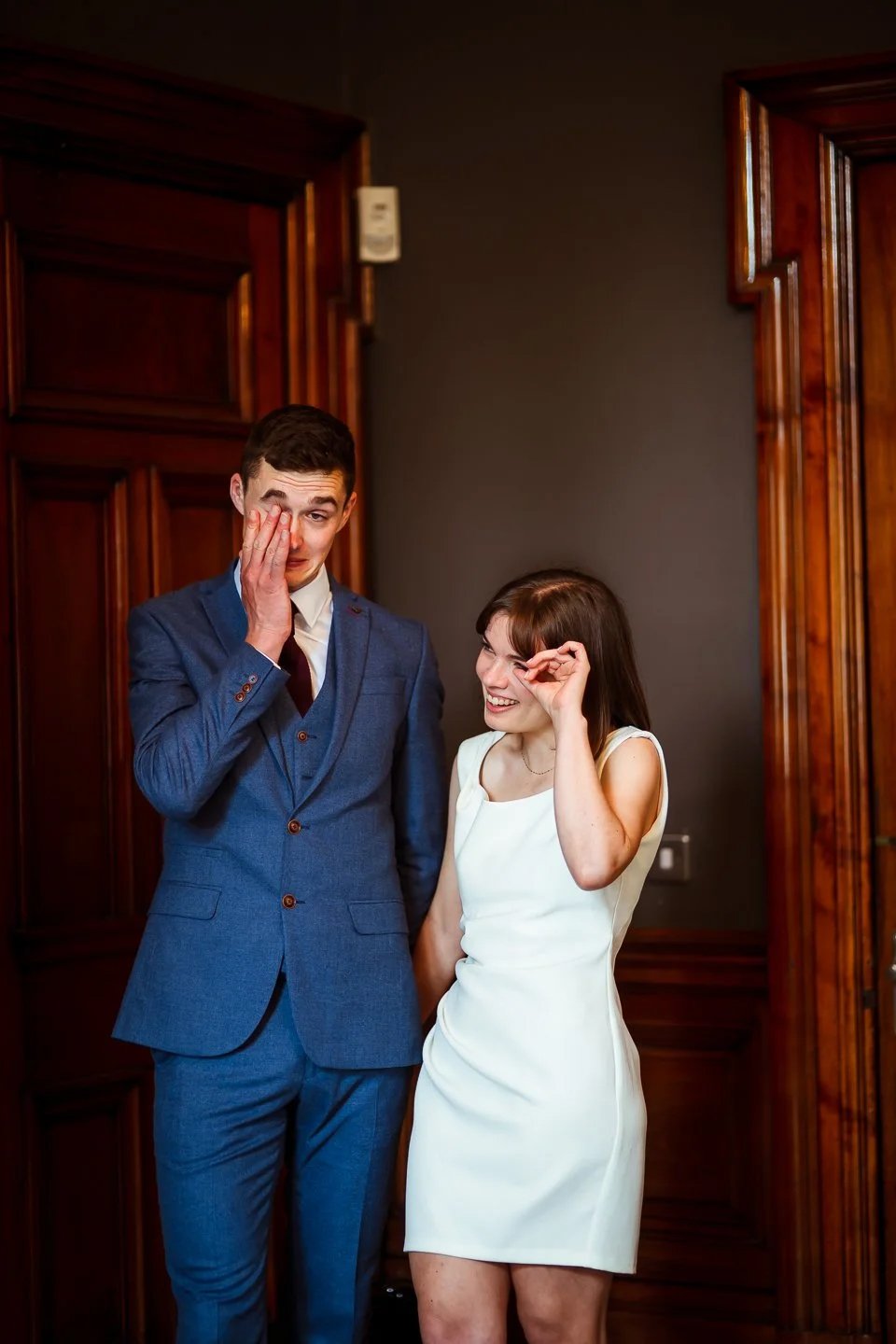 creative wedding photographer glasgow (9).jpg